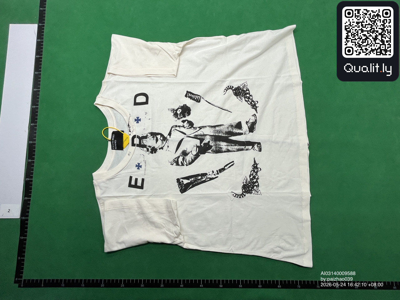T-shirt QC photo 3 of 18