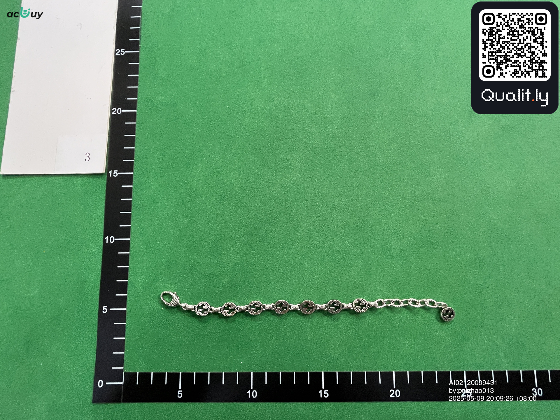 Schmuck — QC-Foto 2 von 3