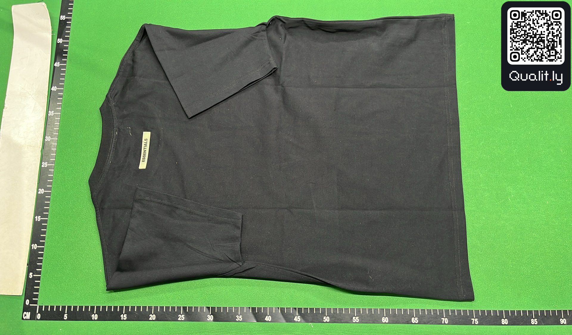 T-shirt — foto QC 3 di 4