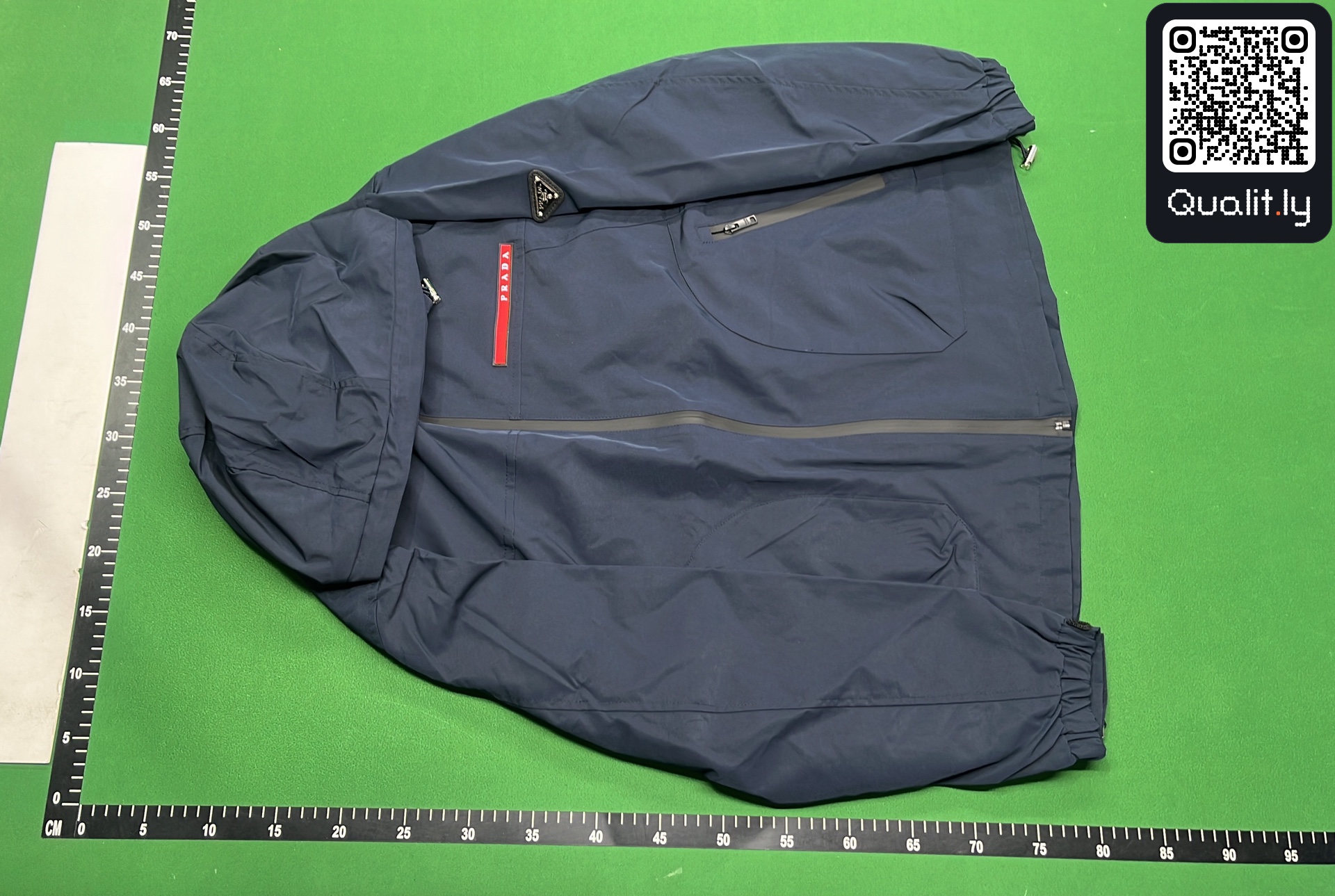 Chaqueta — foto QC 2 de 8