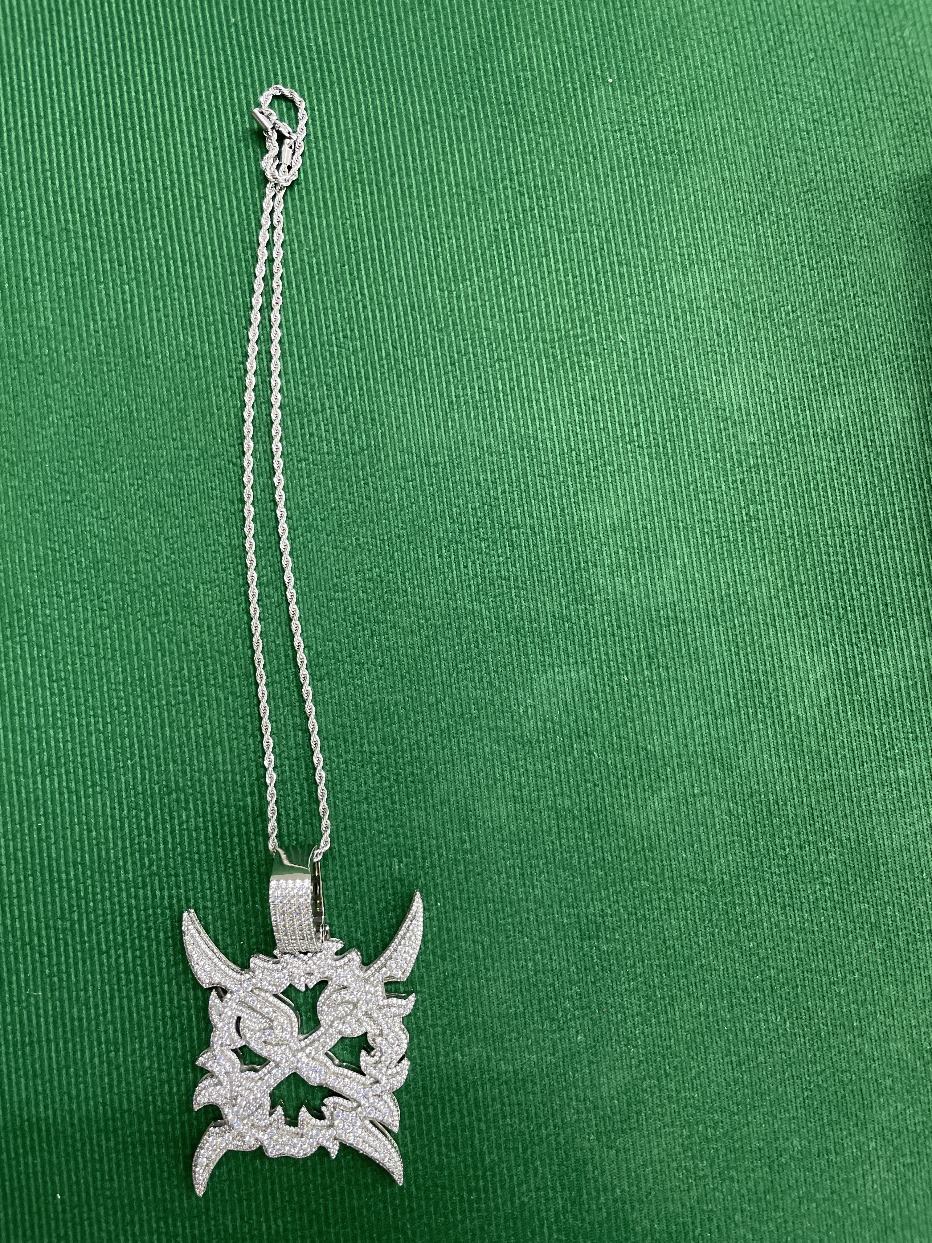 Jewelry QC photo 1 of 37