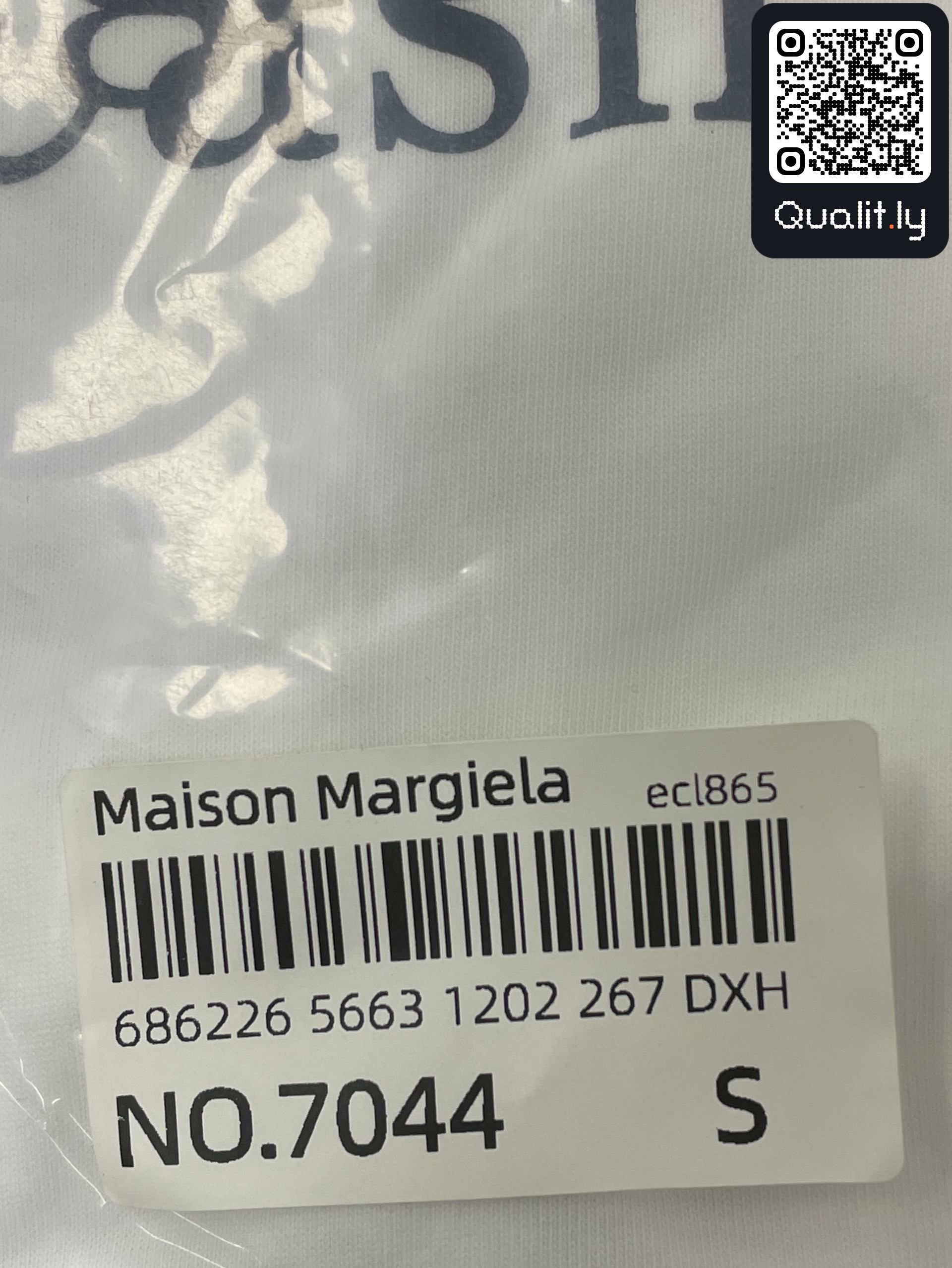 T-shirt QC photo 1 of 4