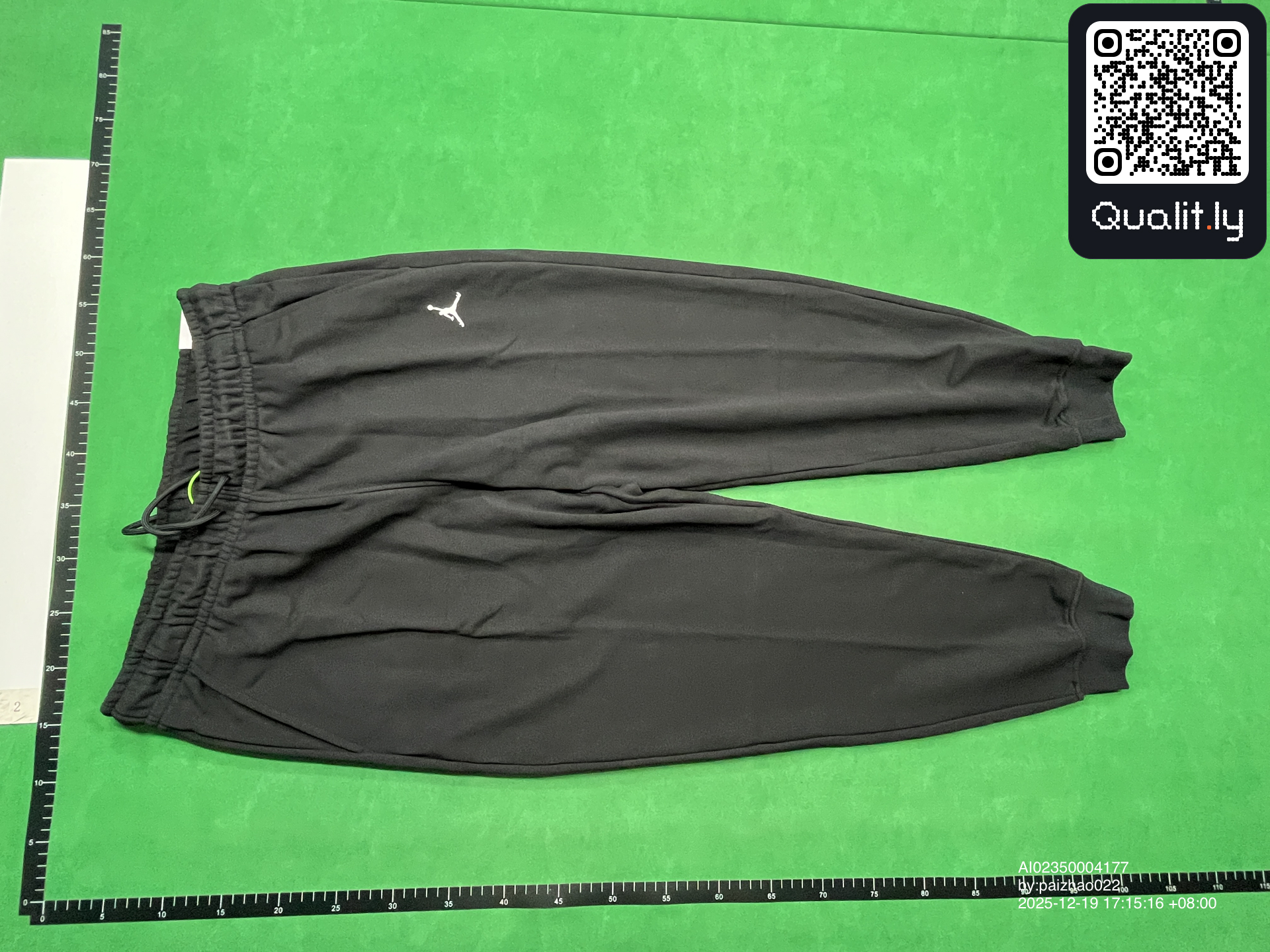 Pants QC photo 3 of 8
