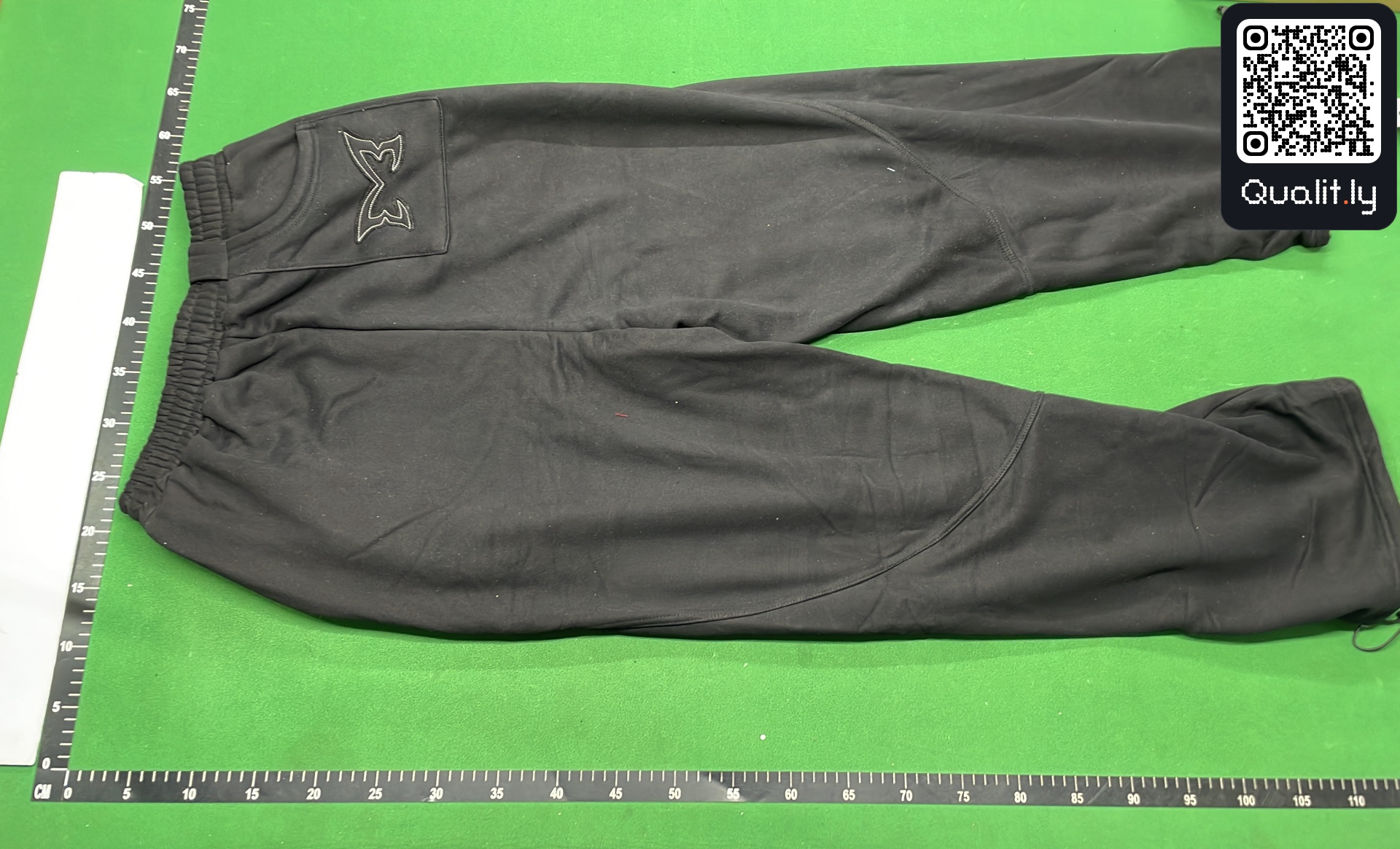 Hoodie — QC-foto 3 av 8