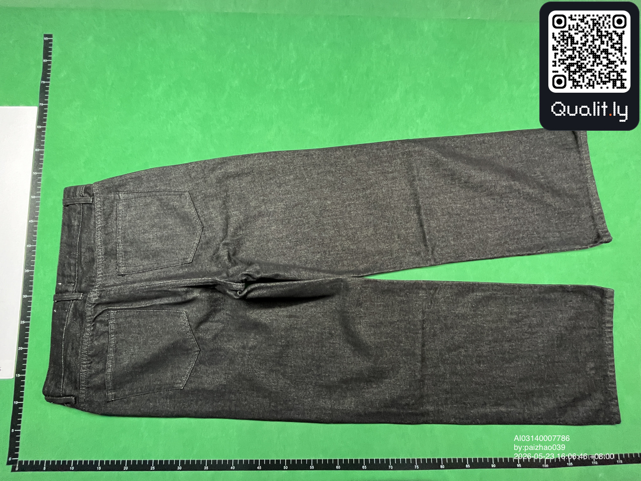 Jeans — QC-foto 2 van 34