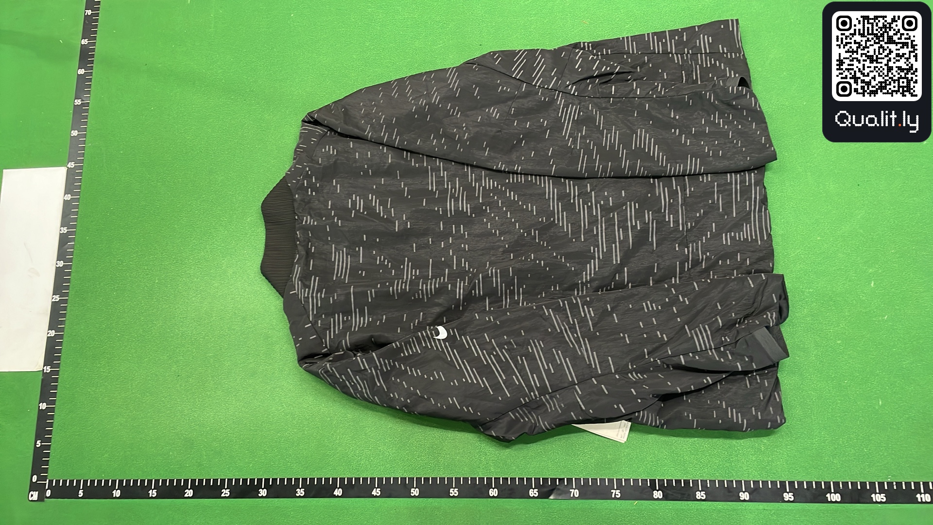 Jacket QC photo 3 of 8