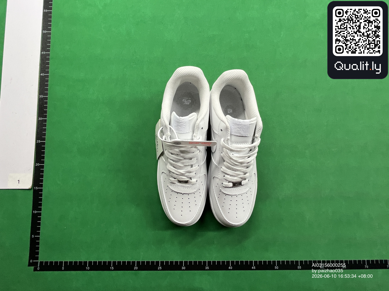 Sneaker — QC-Foto 2 von 118