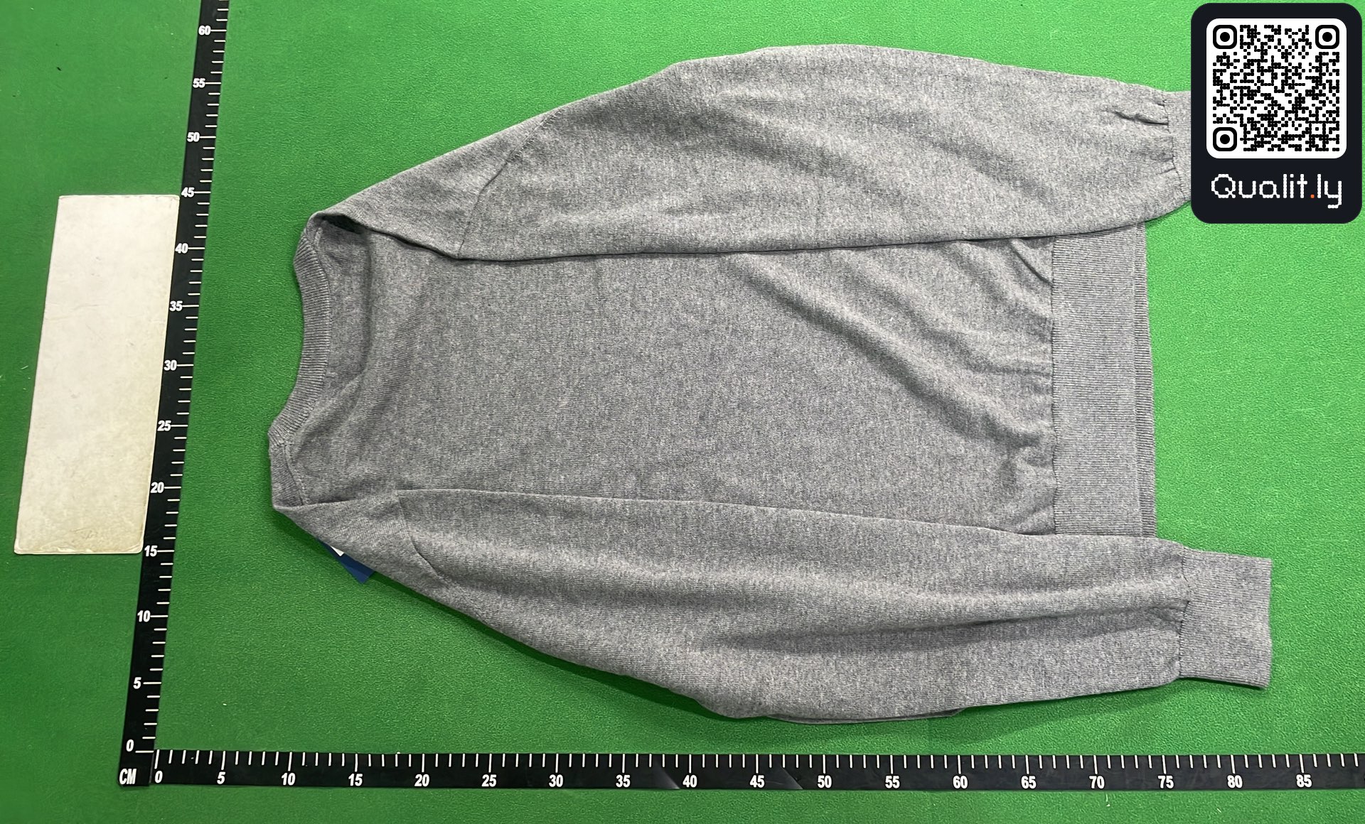 Sweater QC photo 3 of 118