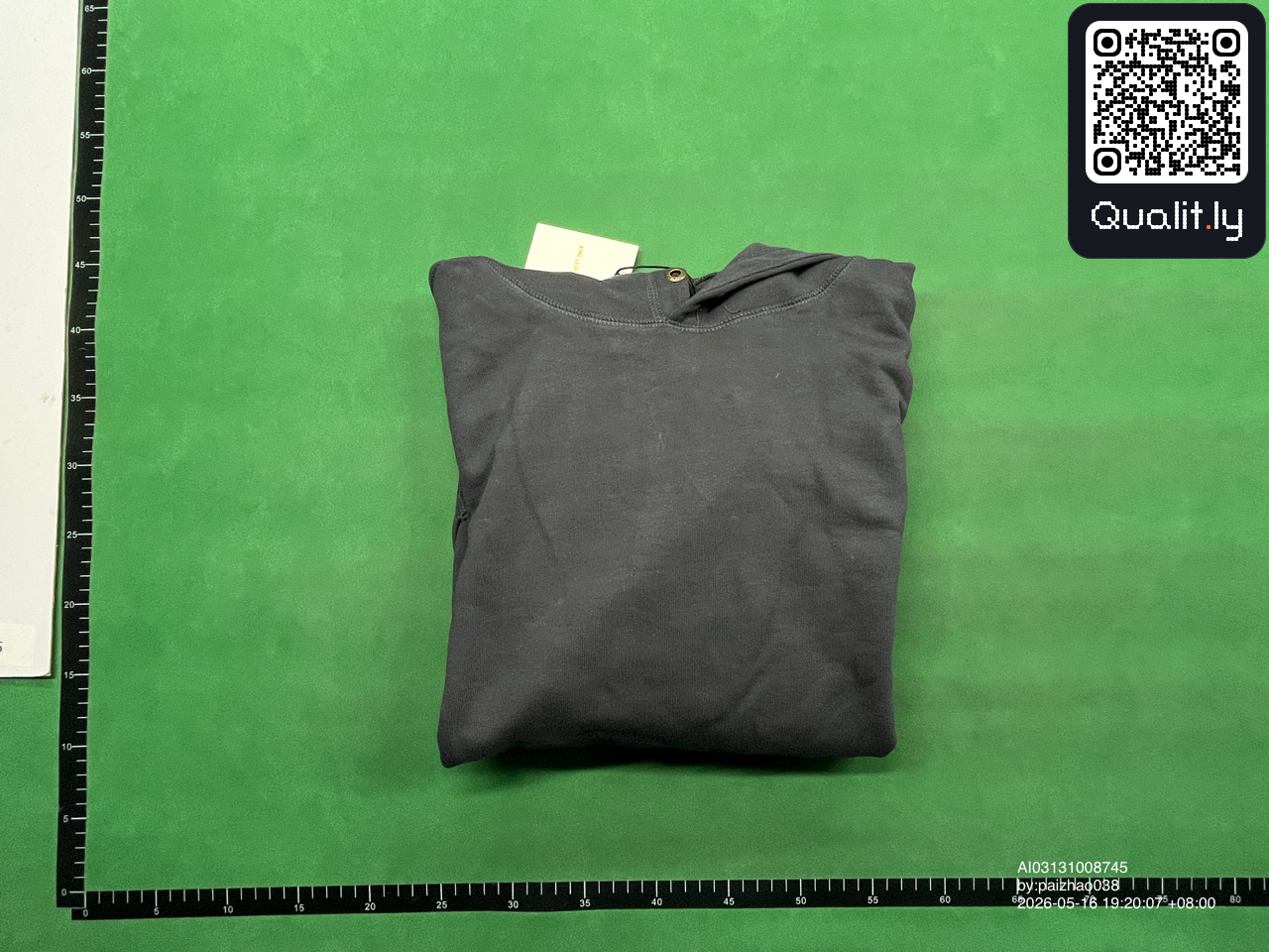 Hoodie — QC-foto 1 av 38