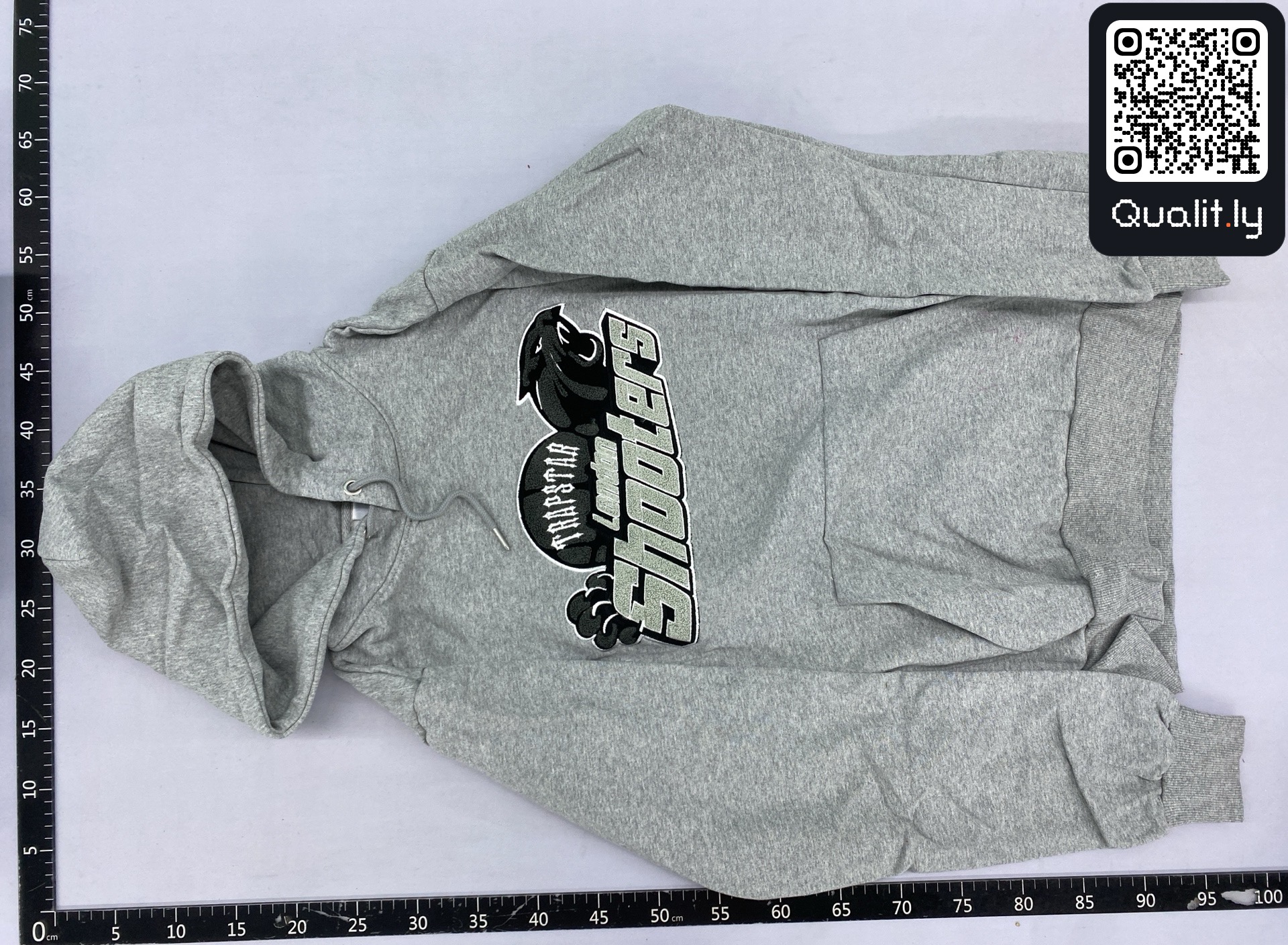 Tracksuit QC photo 2 of 78