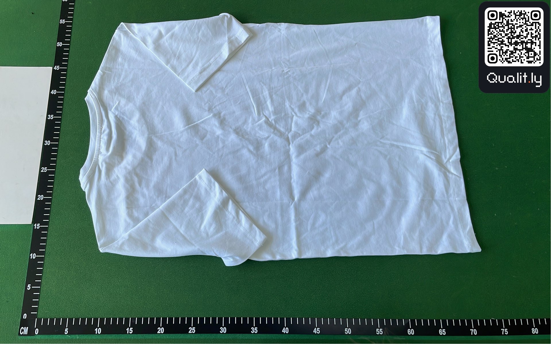 T-Shirt — QC-Foto 3 von 4