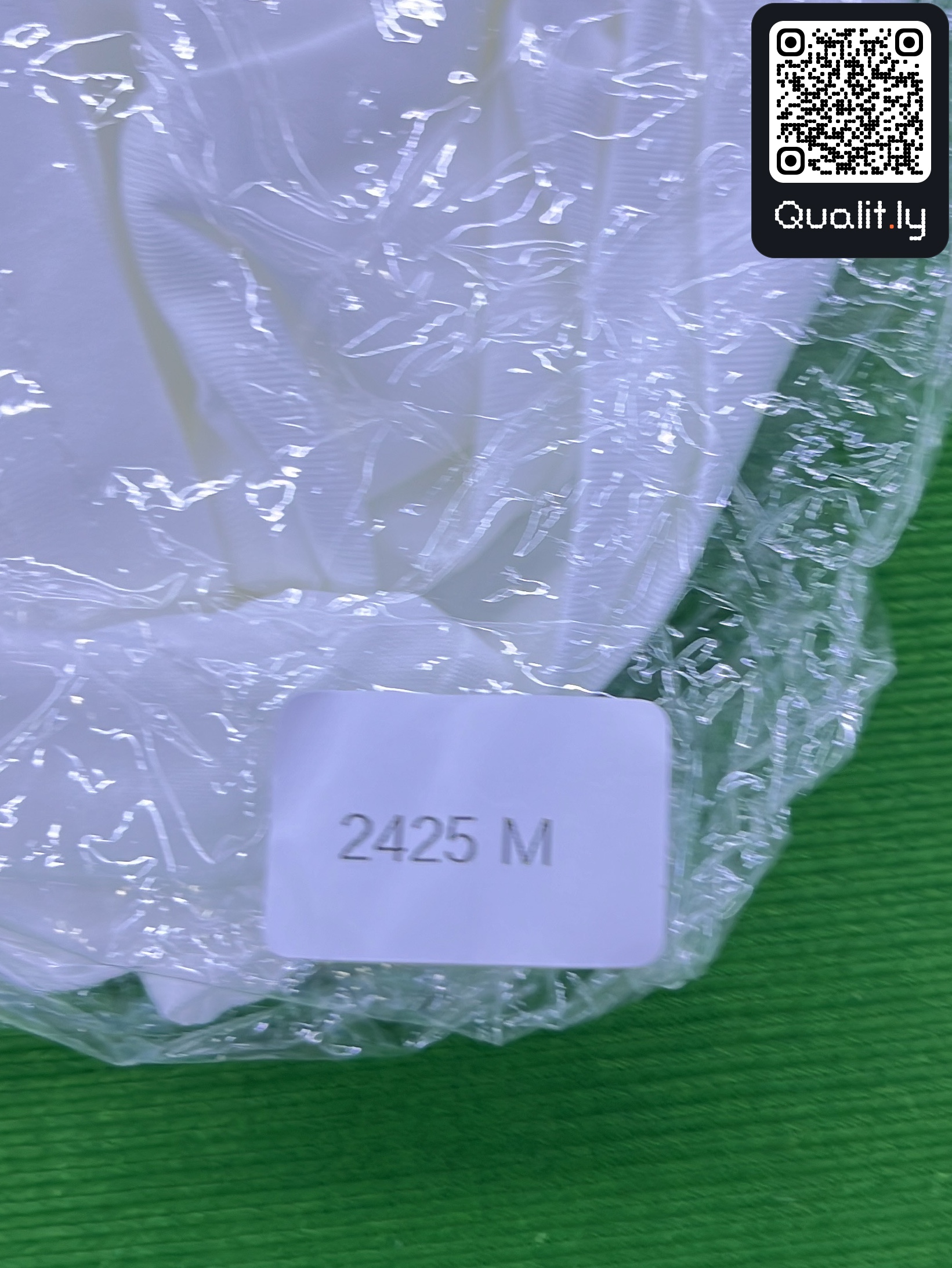 Camiseta — foto QC 1 de 32