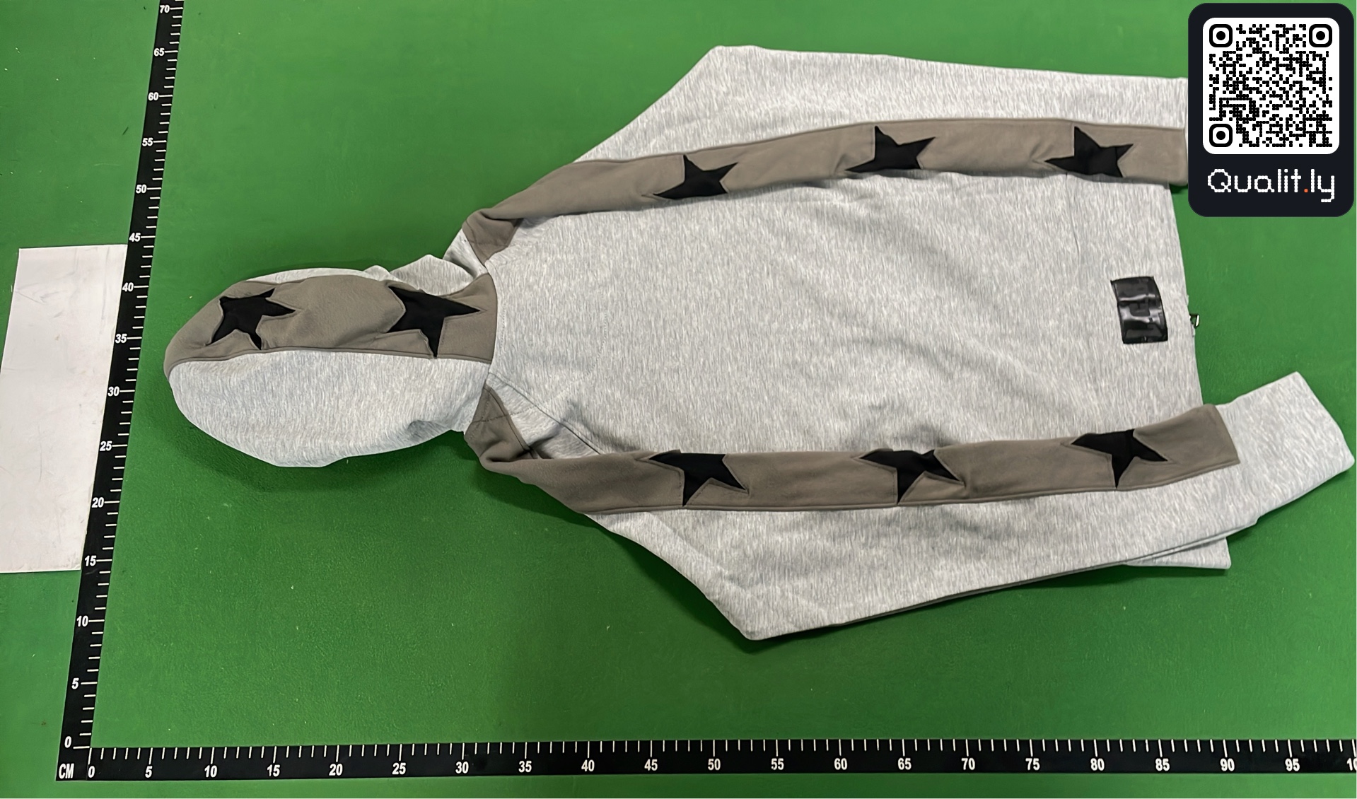 Hoodie QC photo 3 of 4