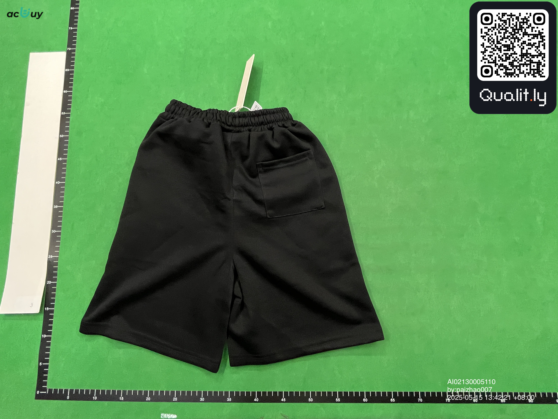 Shorts QC photo 2 of 4