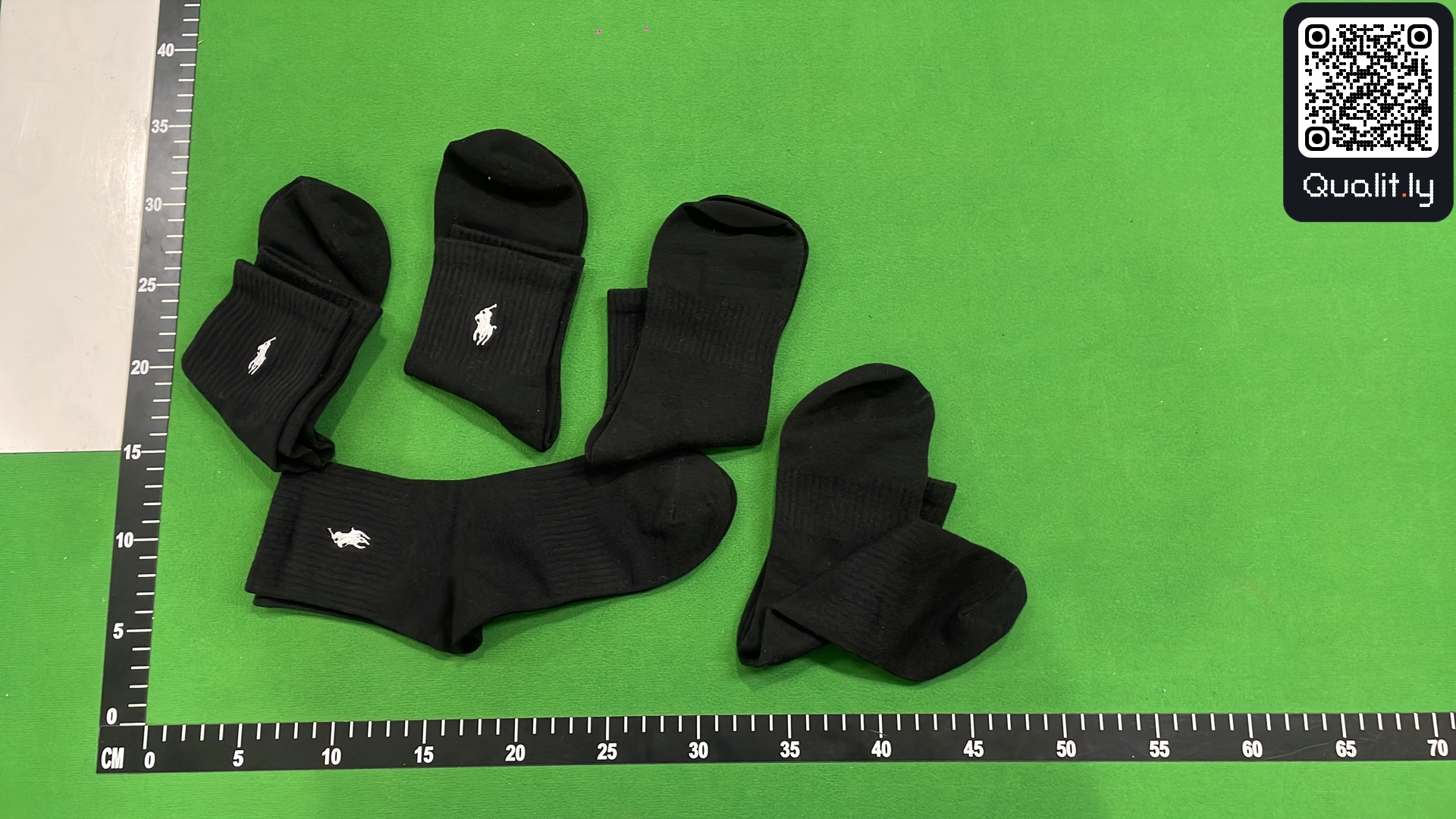 Socks QC photo 3 of 22