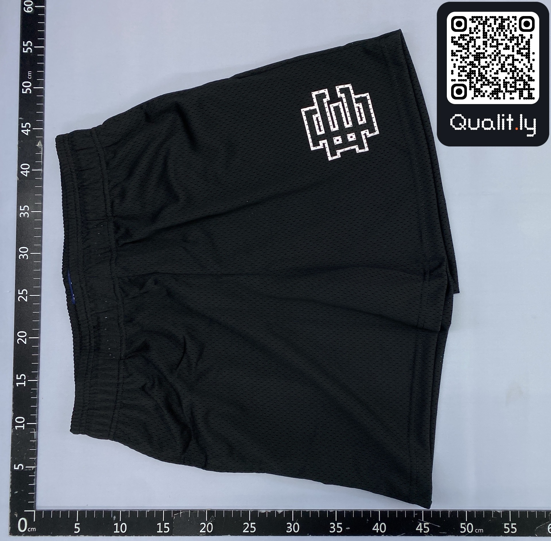 Shorts QC photo 2 of 151