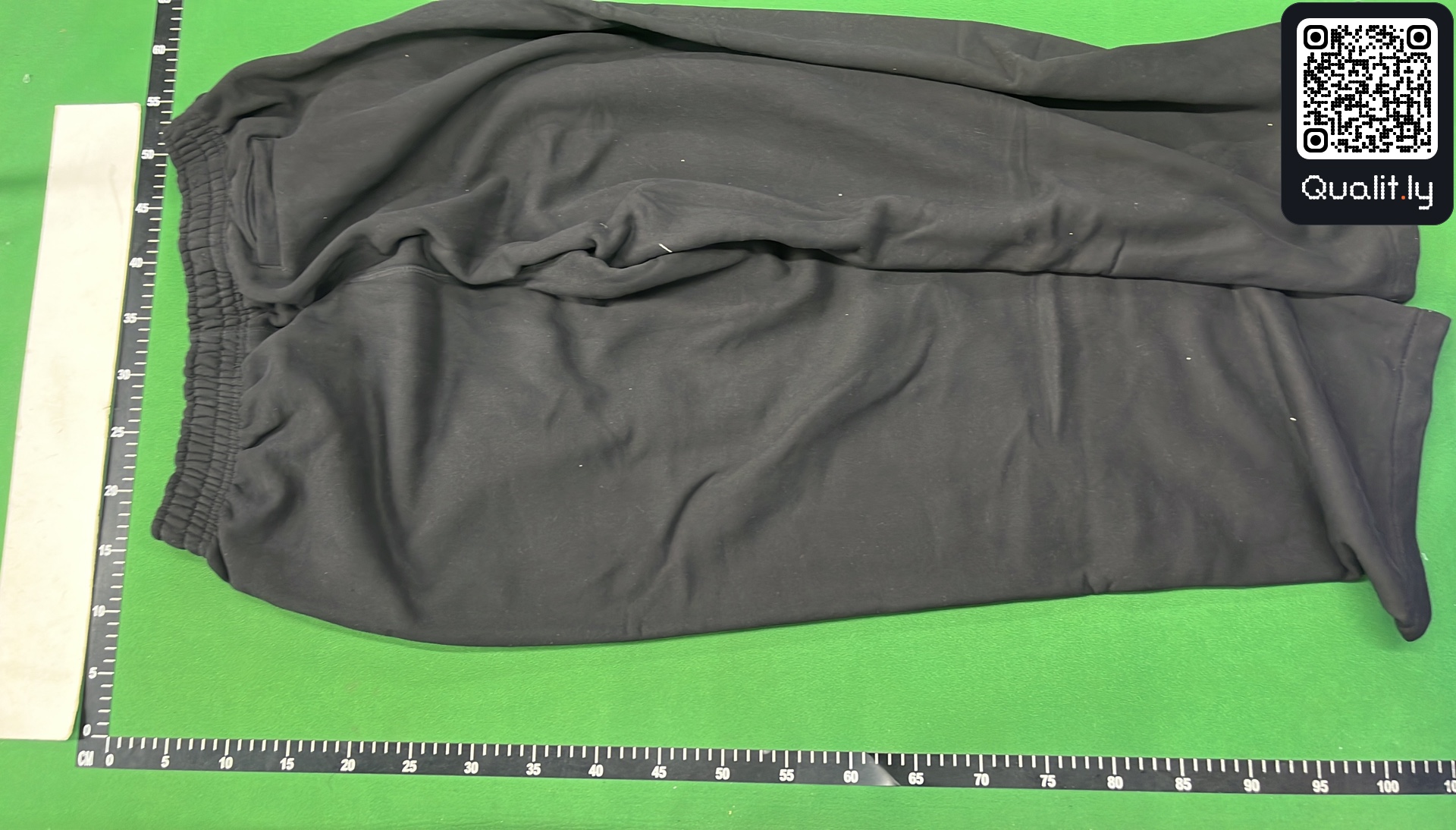 Hoodie QC photo 3 of 8