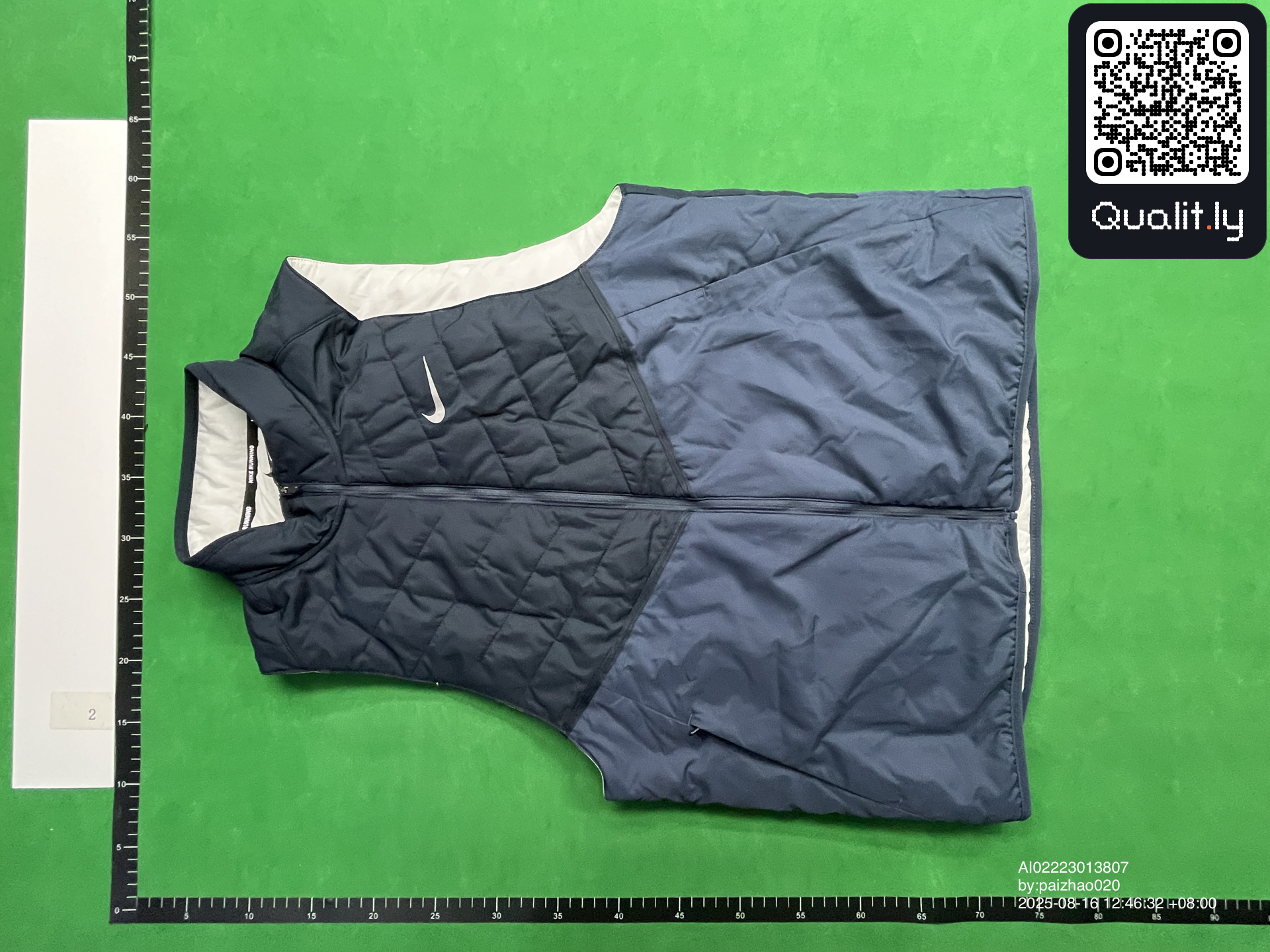 Jacket QC photo 3 of 44