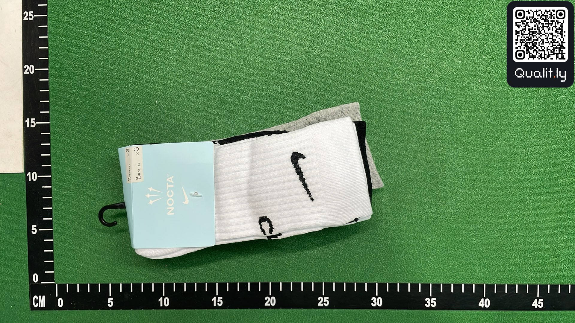 Socks QC photo 1 of 3
