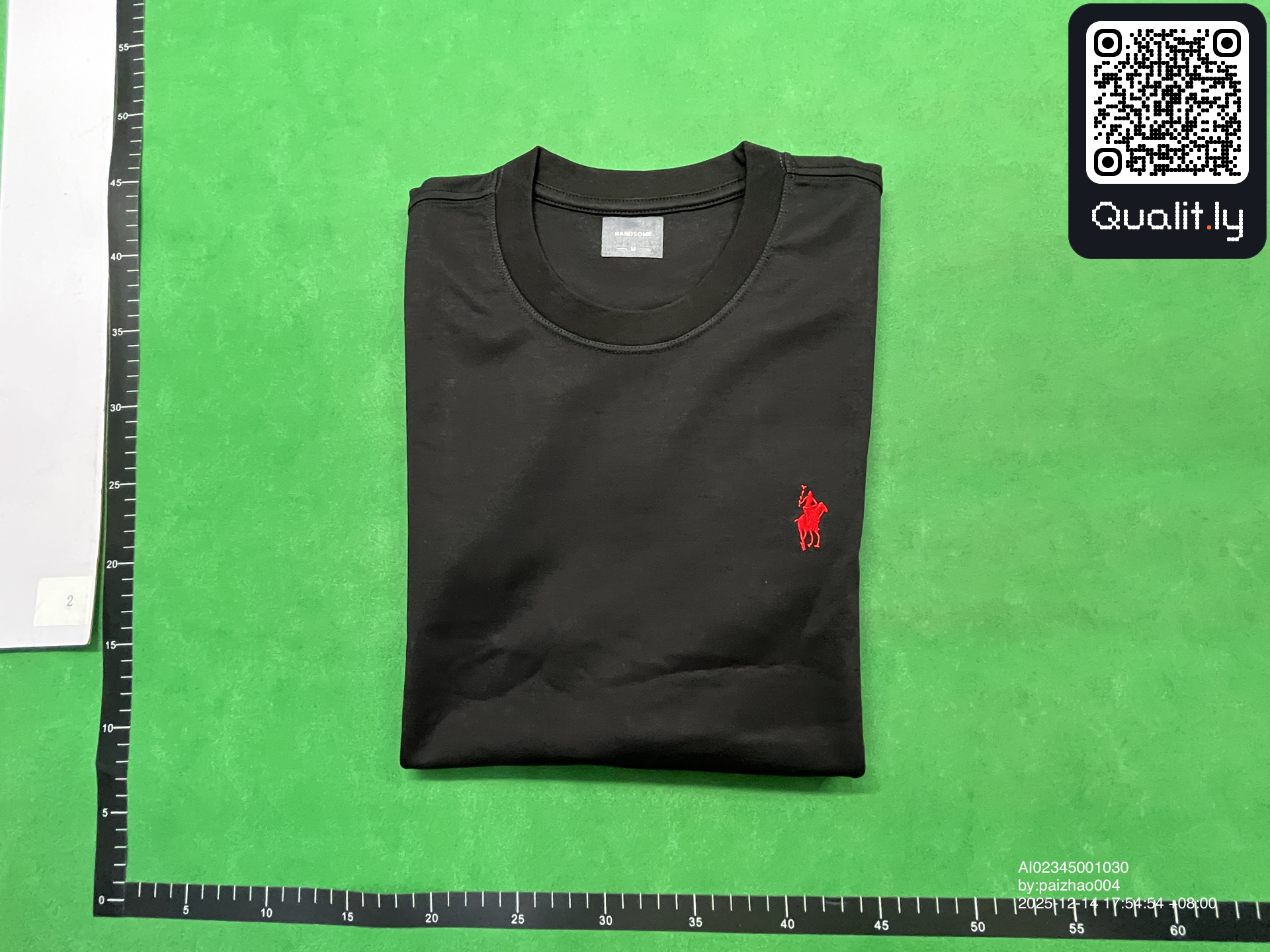 T-shirt — QC-foto 1 av 94
