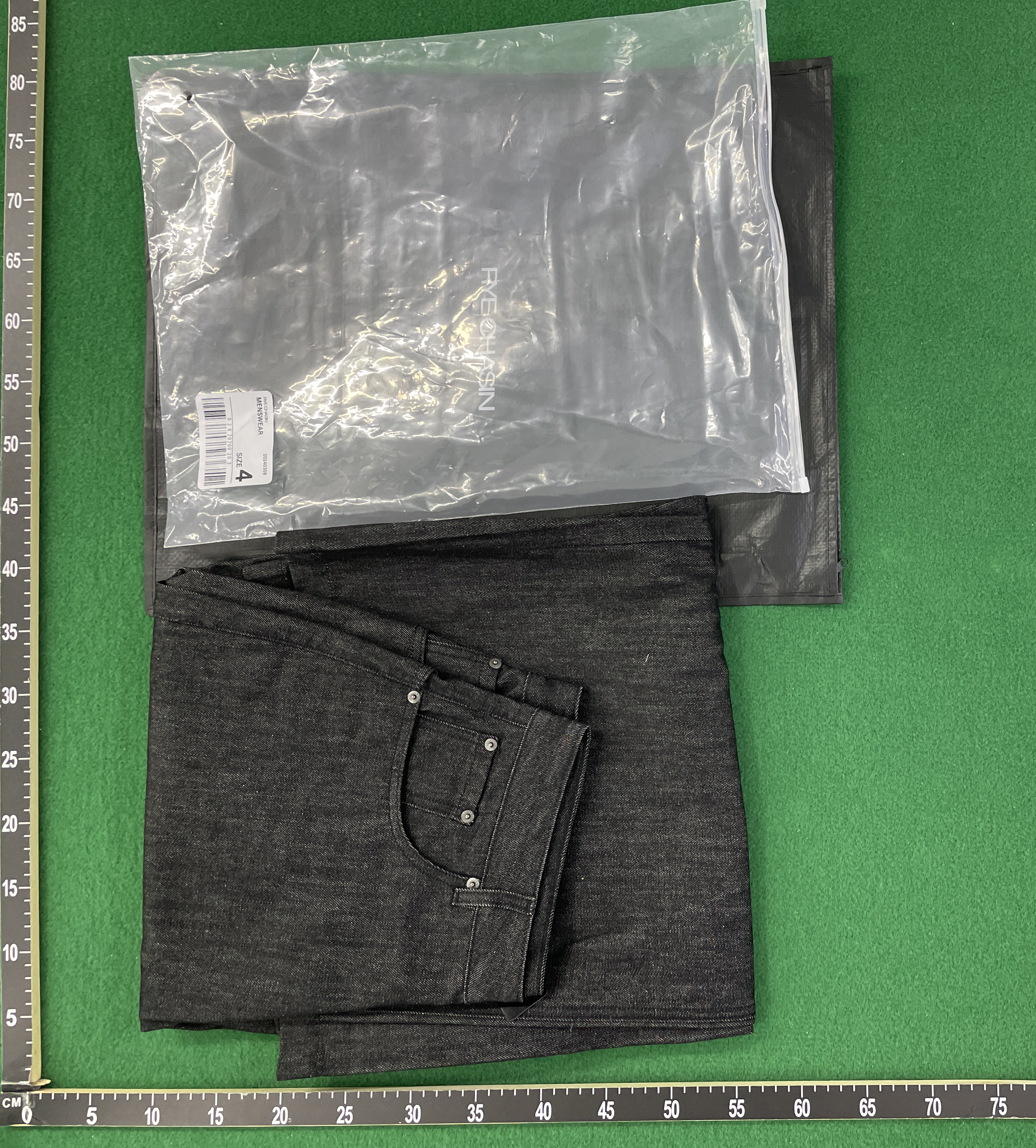 Jeans — foto QC 1 di 45