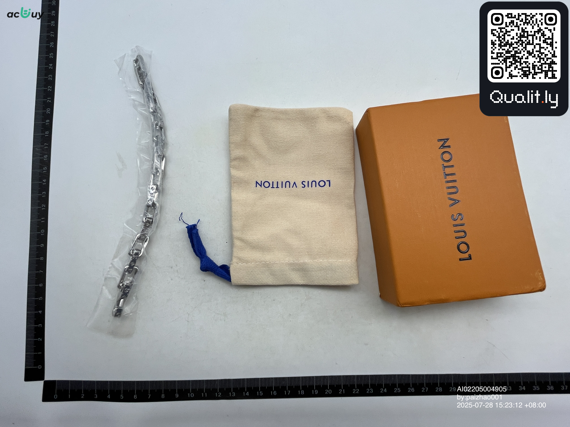 首饰 QC 照片 1 / 10