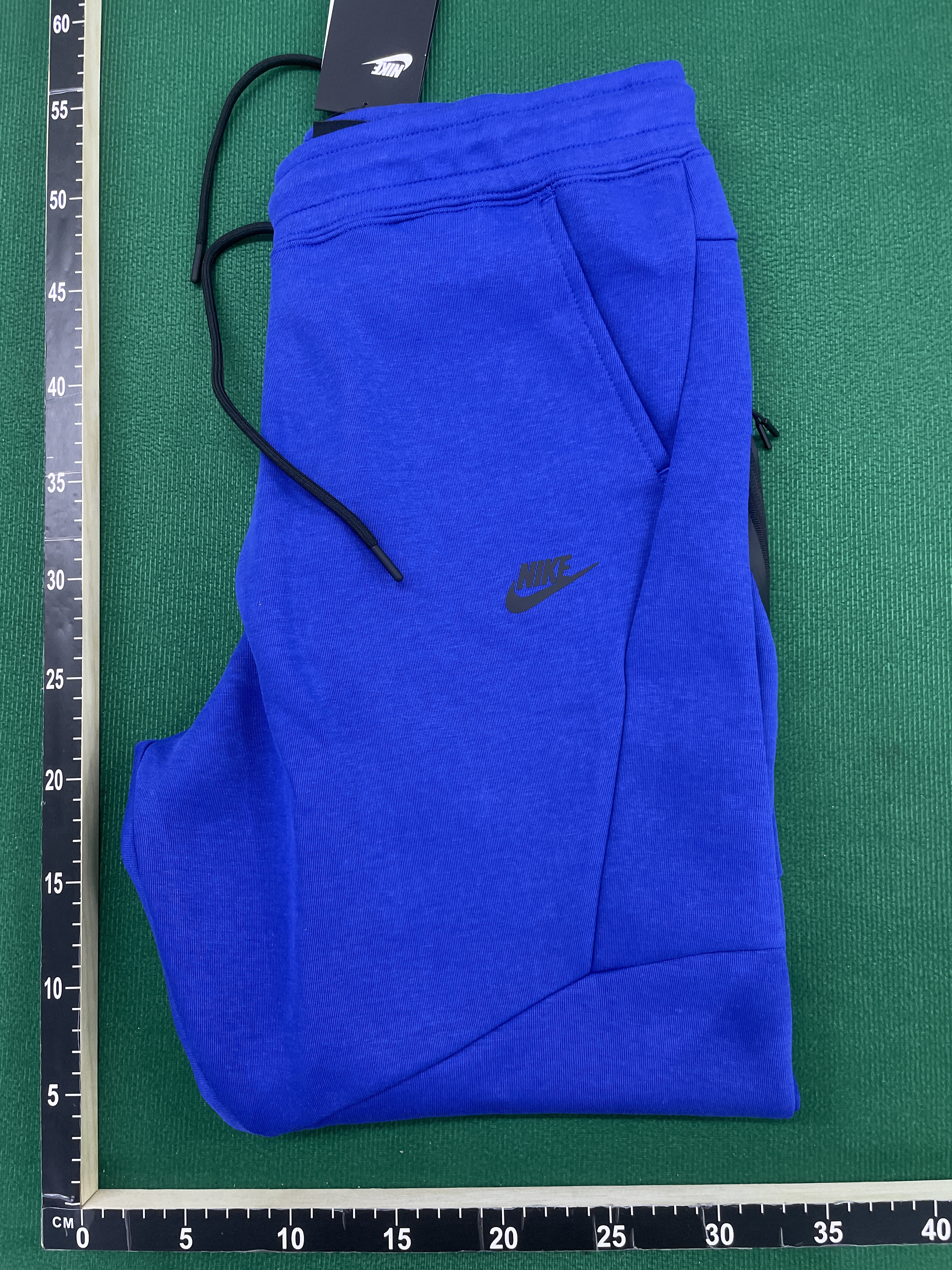 Pantalon — photo QC 1 sur 66