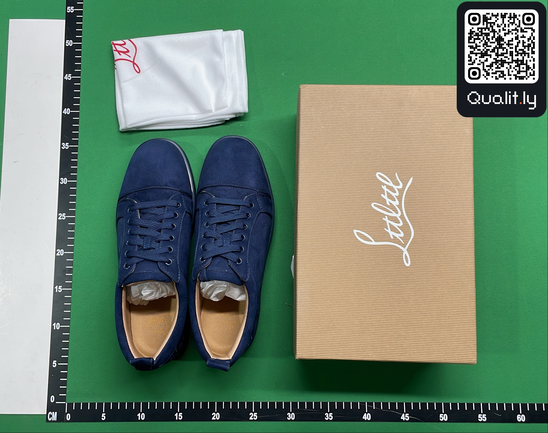 Sneakersy — zdjęcie QC 1 z 18