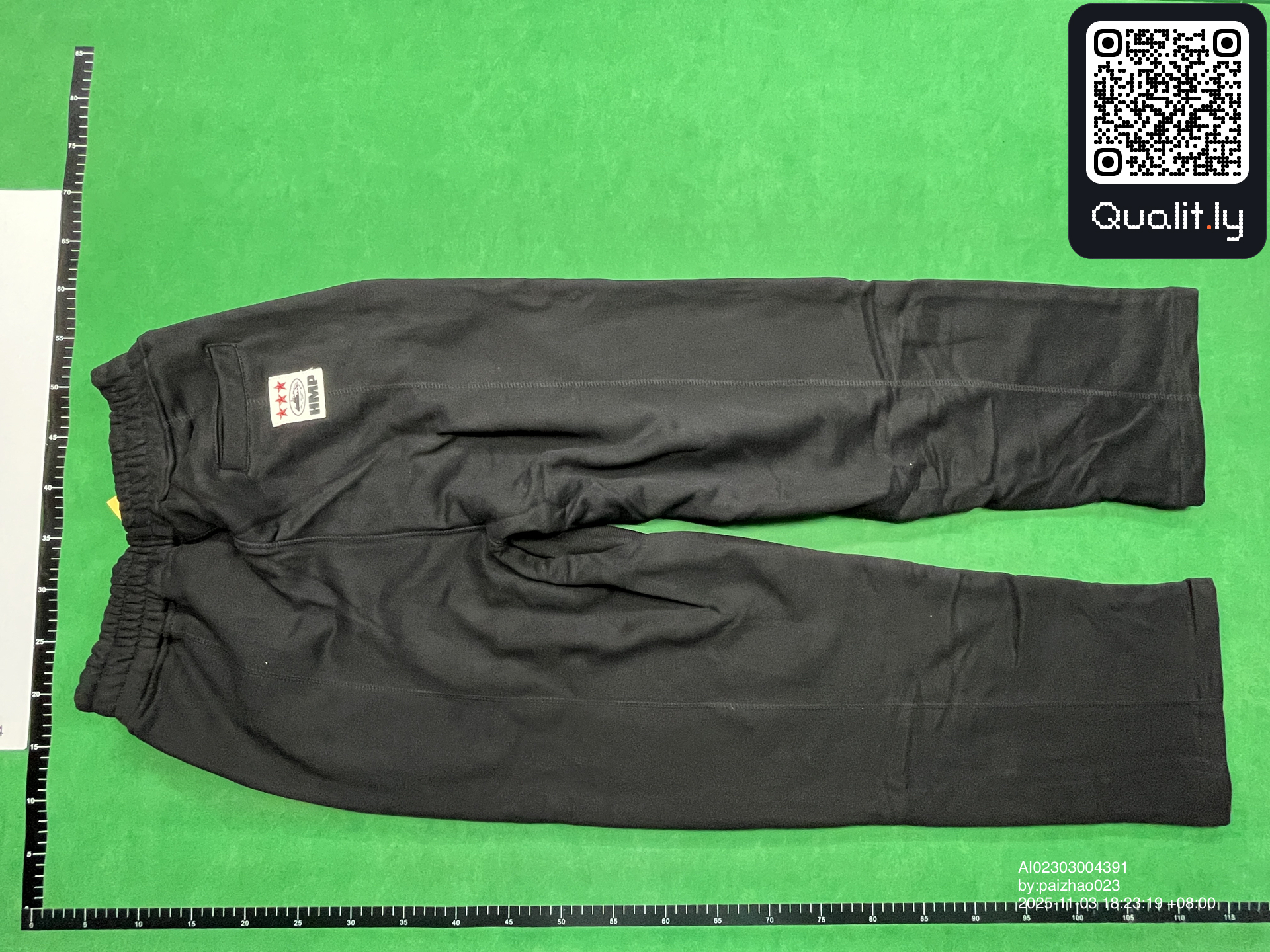 Hoodie QC photo 2 of 30
