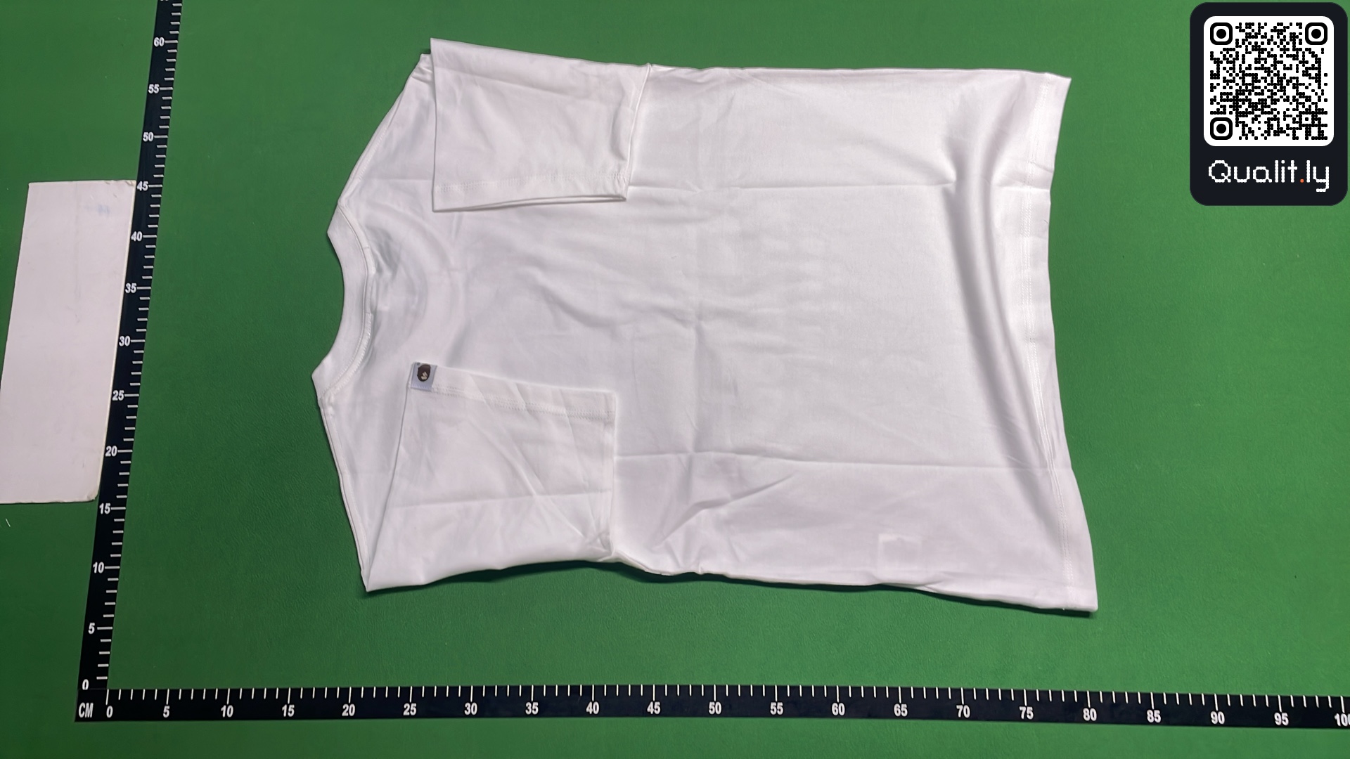 Camiseta — foto QC 3 de 259