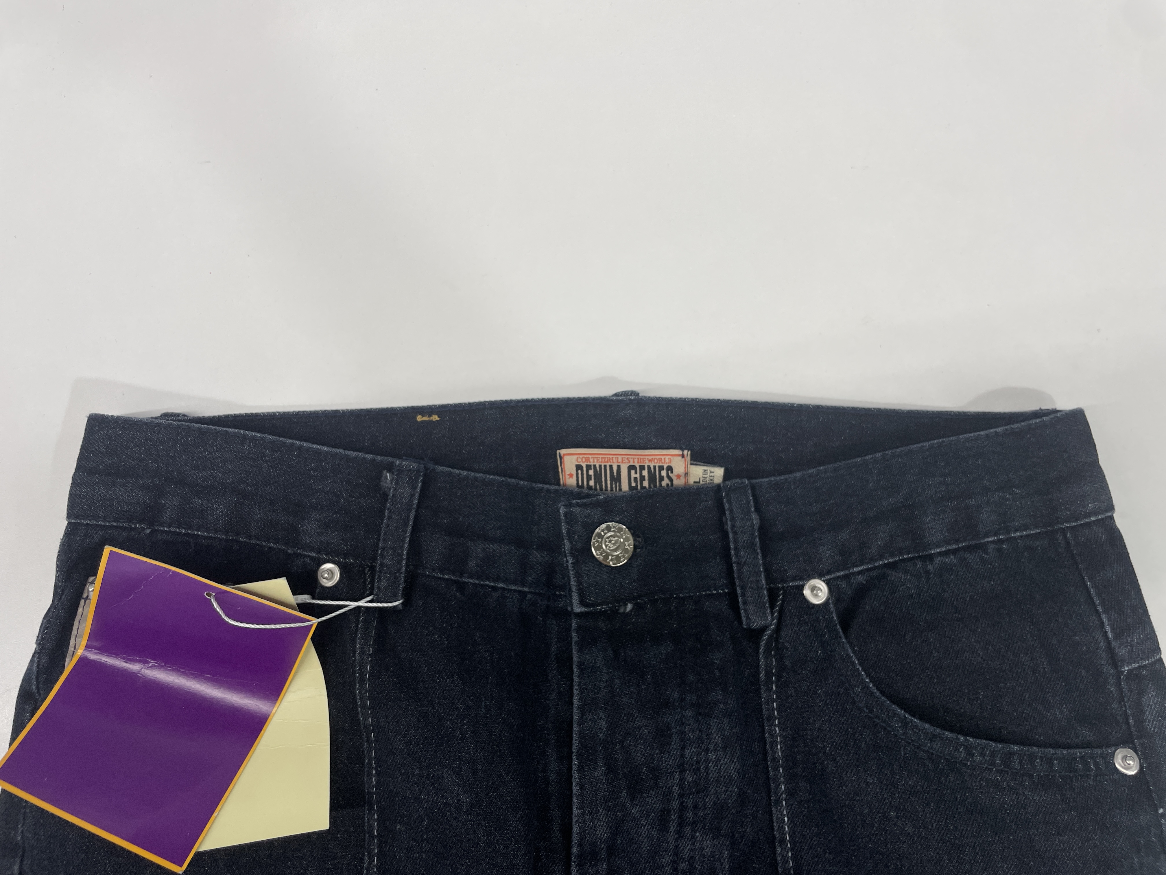 Jeans — QC-foto 3 van 17
