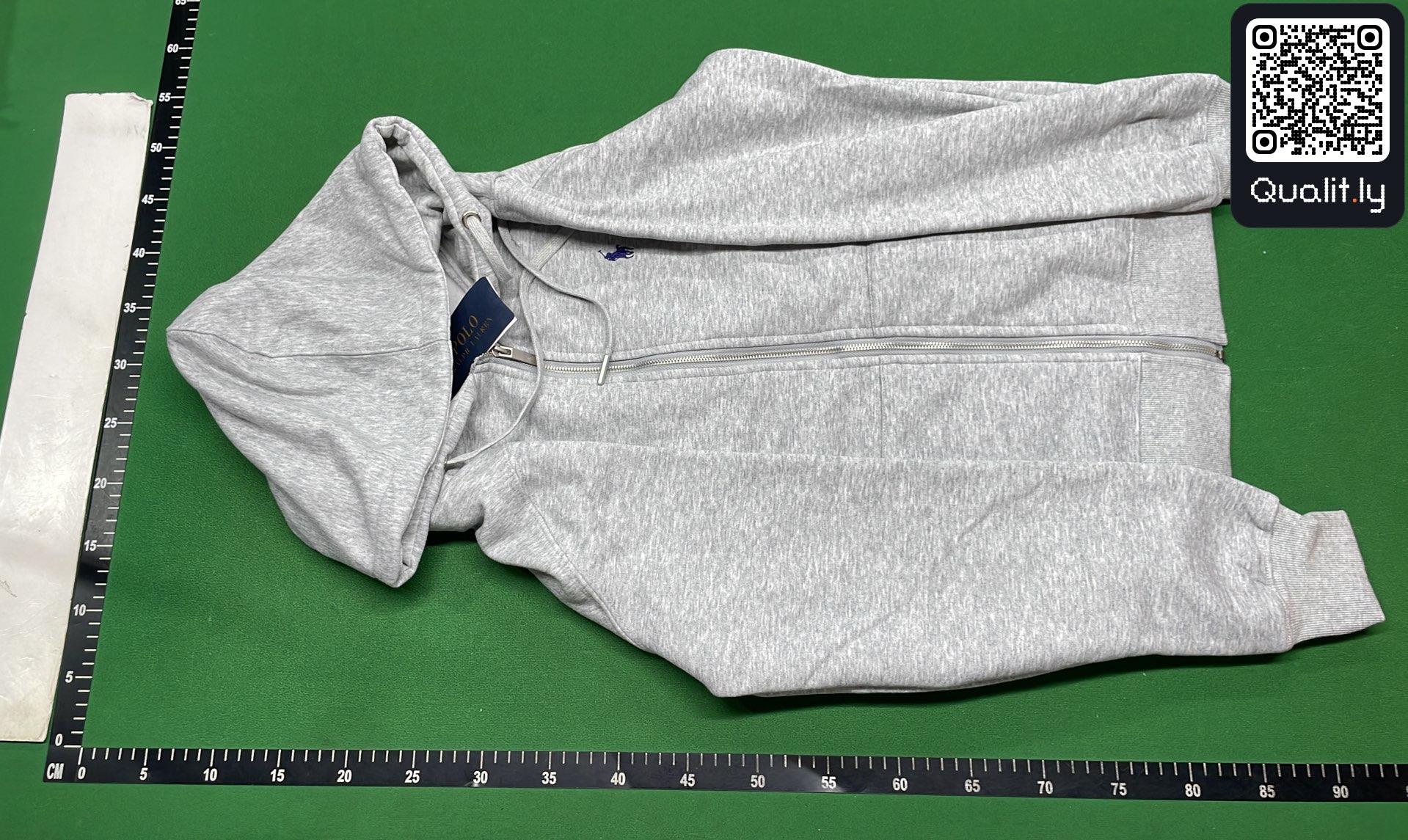Hoodie — QC-foto 2 av 79