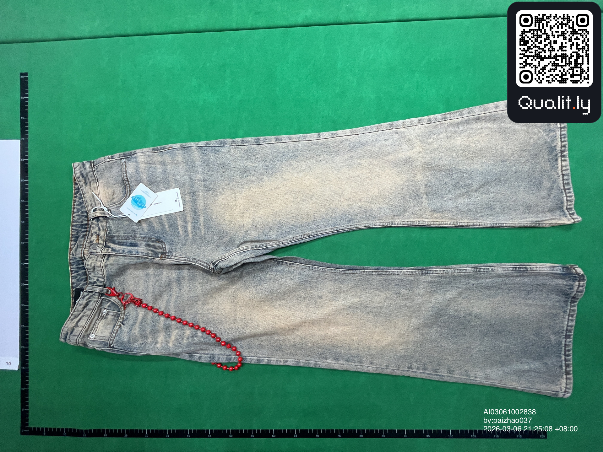 Jeans — QC-foto 3 av 8