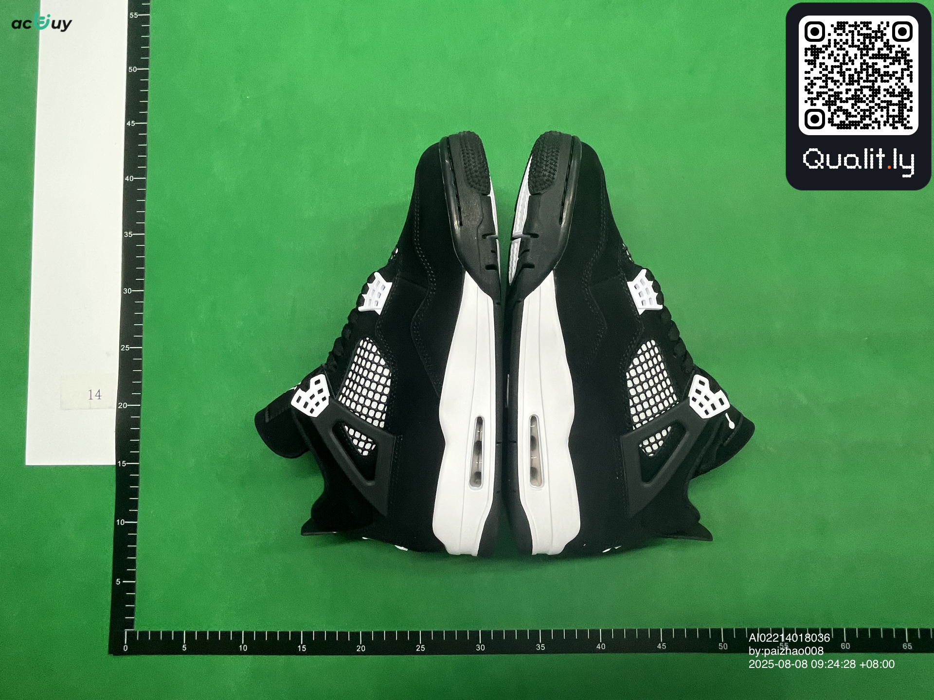 Sneakers QC photo 3 of 10