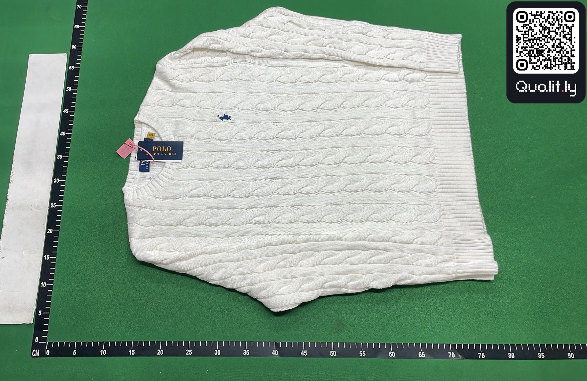 Sweater QC photo 2 of 12