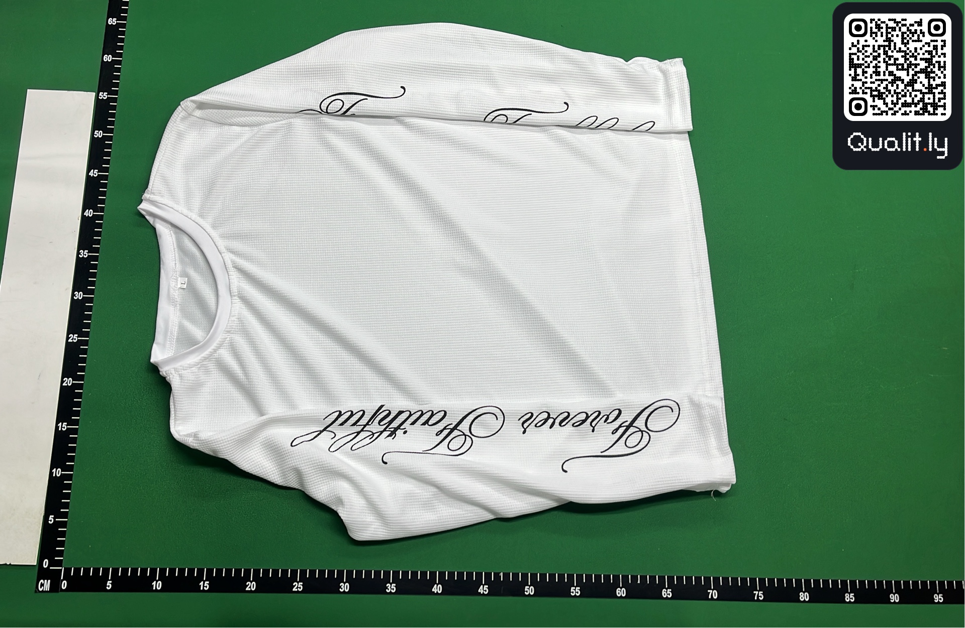 T-shirt — photo QC 2 sur 8