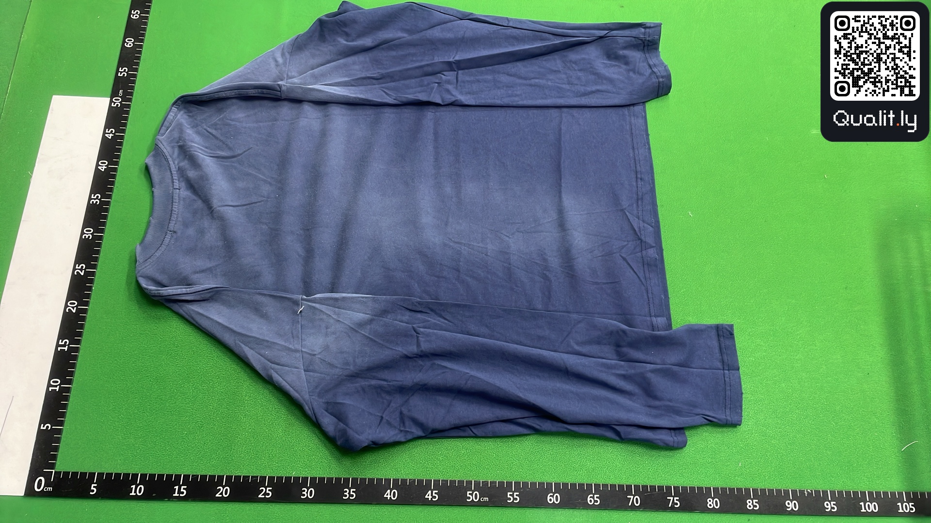T-shirt — foto QC 3 de 8