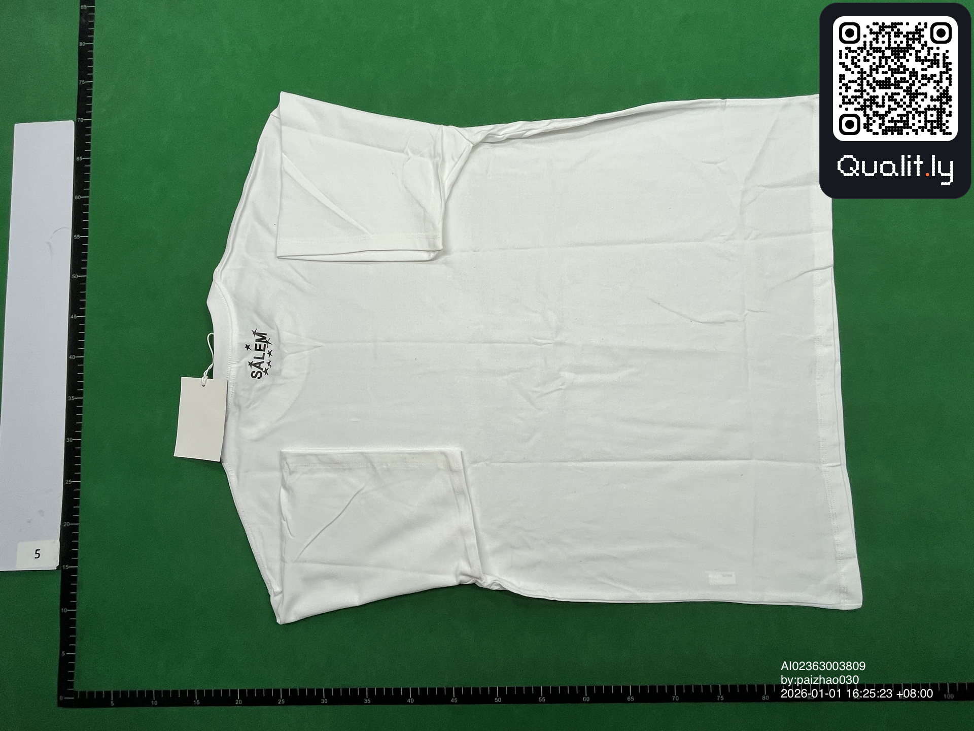 T-Shirt — QC-Foto 2 von 4