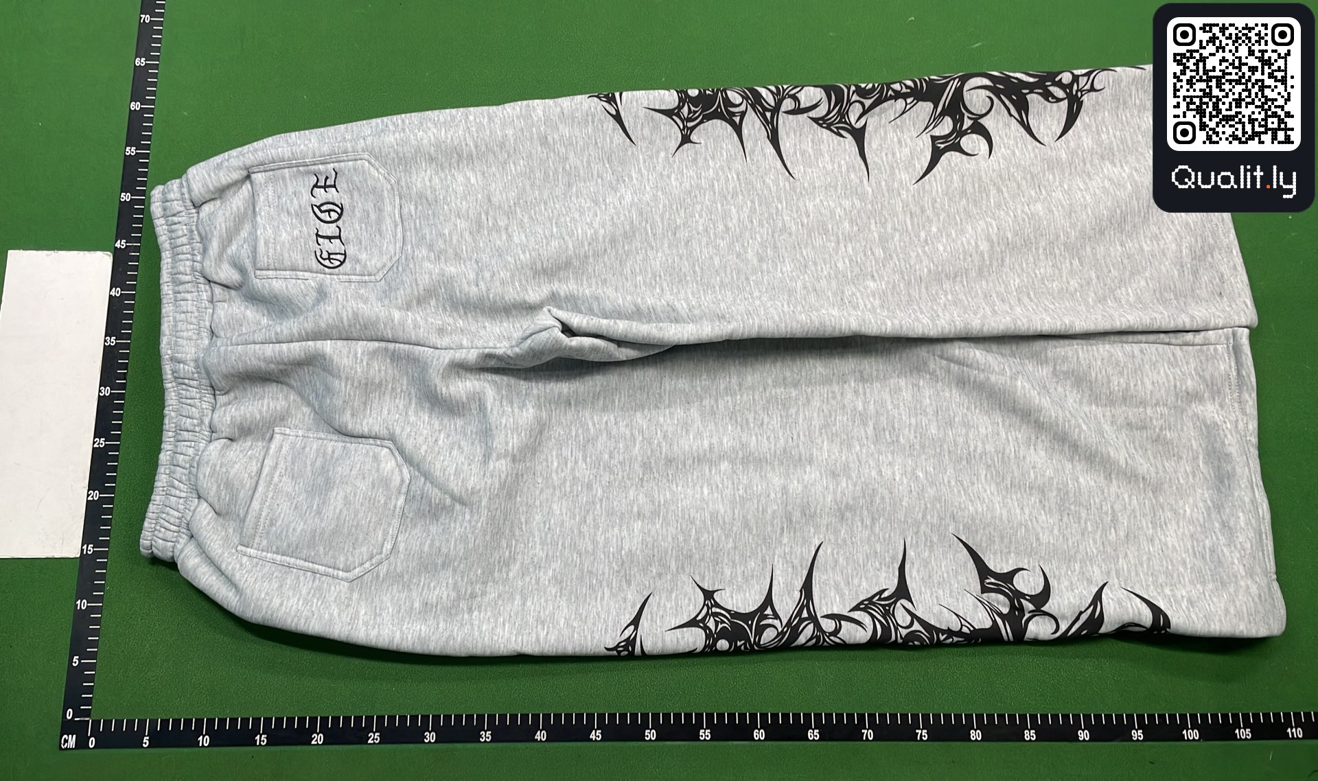 长裤 QC 照片 3 / 18