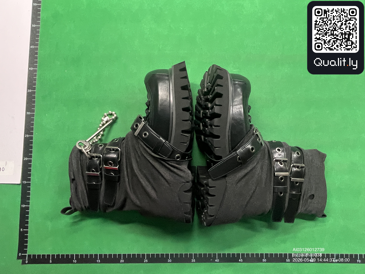 Botas — foto QC 2 de 6