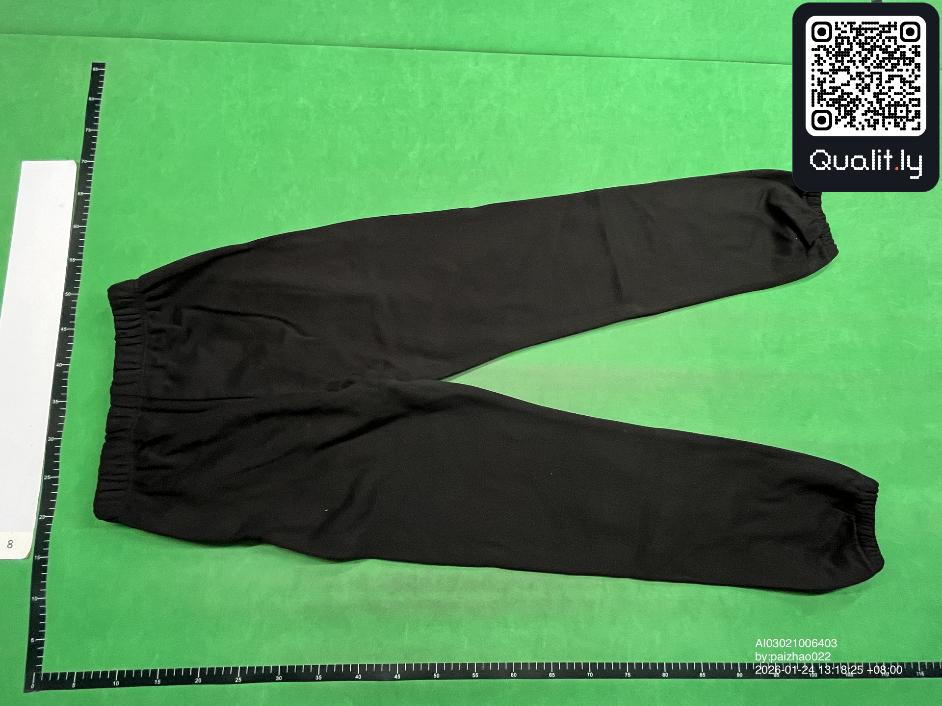 Pet — QC-foto 2 van 18