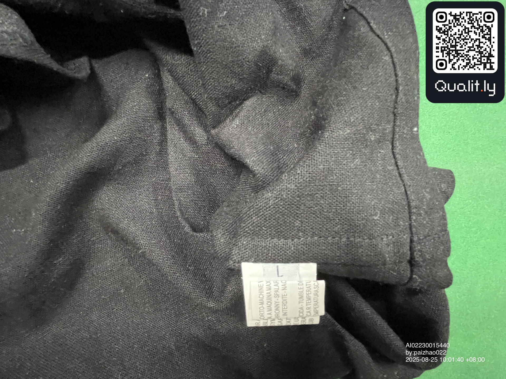 Shorts QC photo 1 of 34