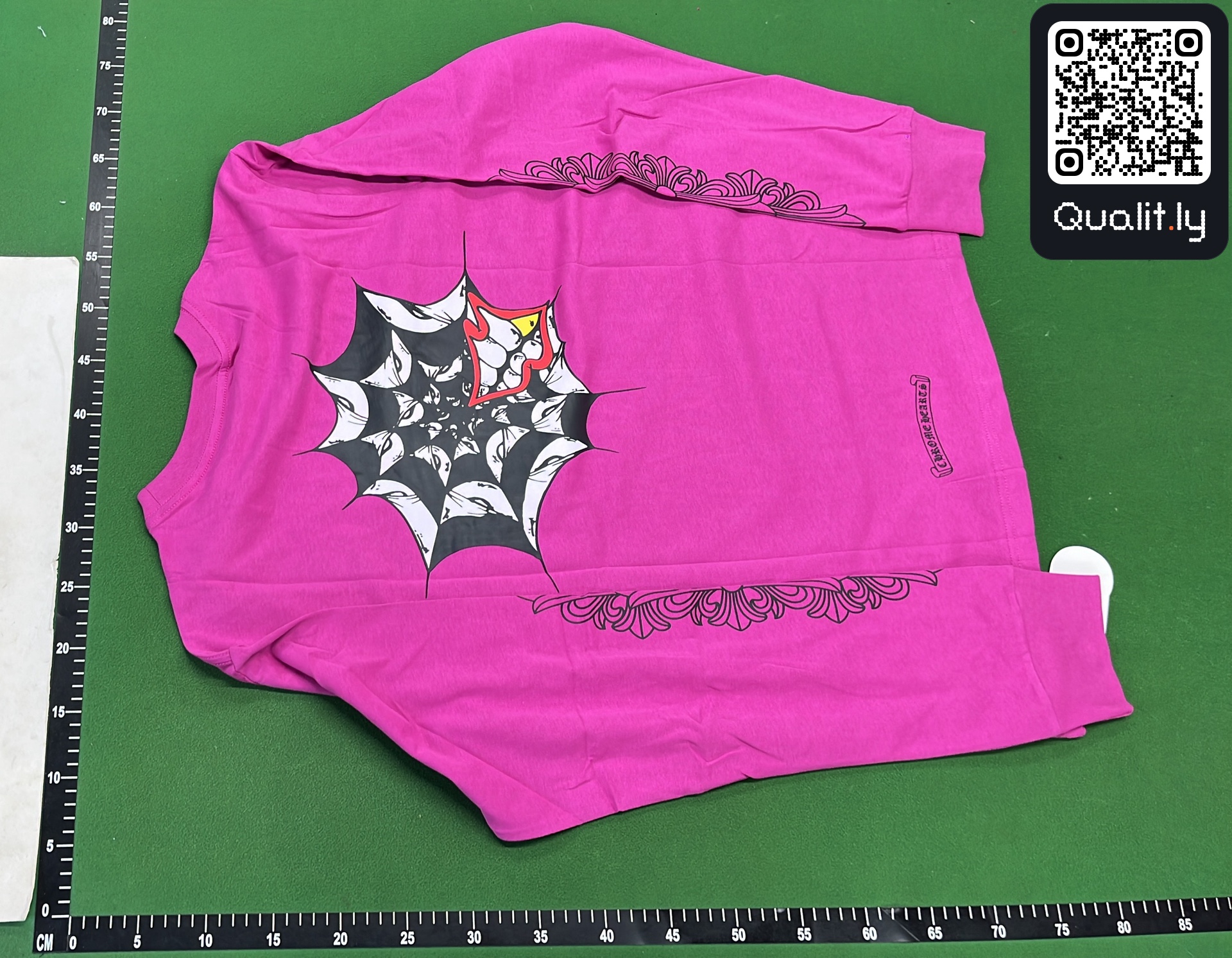 T-shirt — foto QC 3 de 4