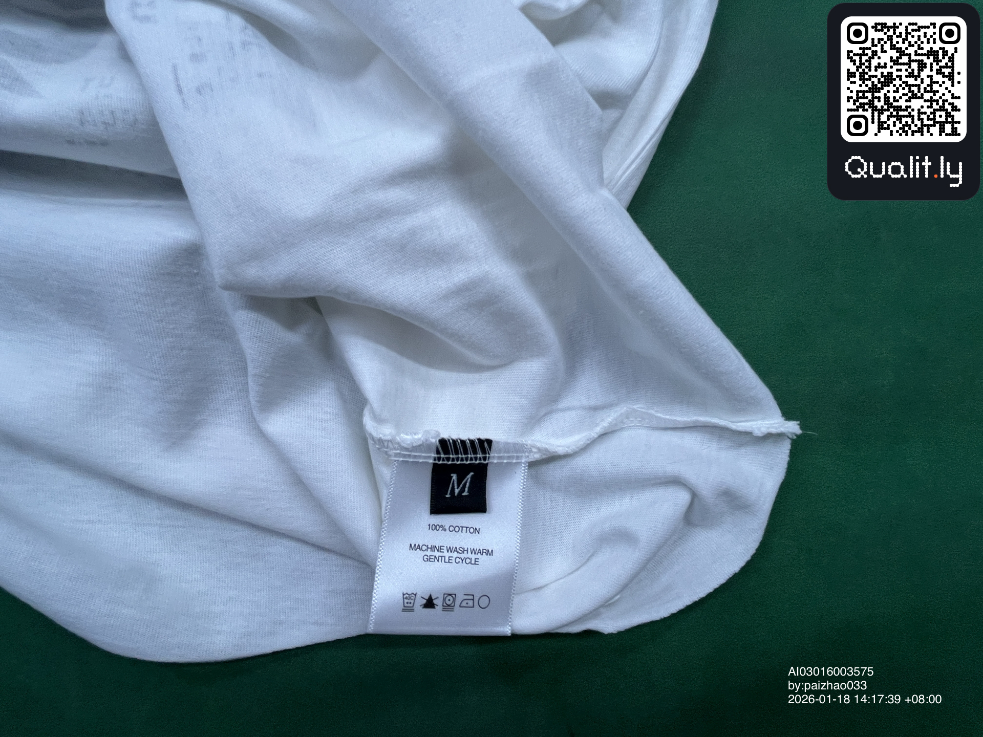 Camiseta — foto QC 1 de 22