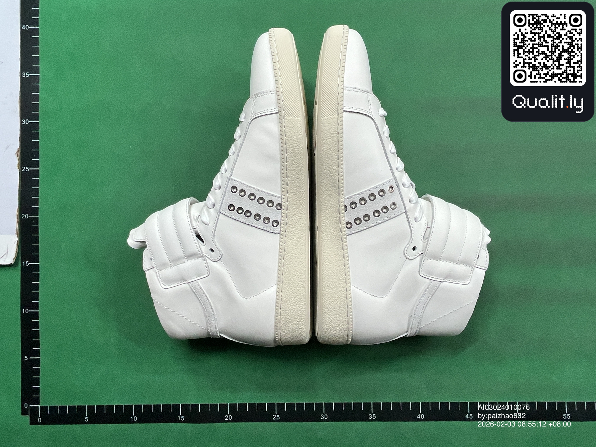 Sneakers — QC-foto 3 av 10