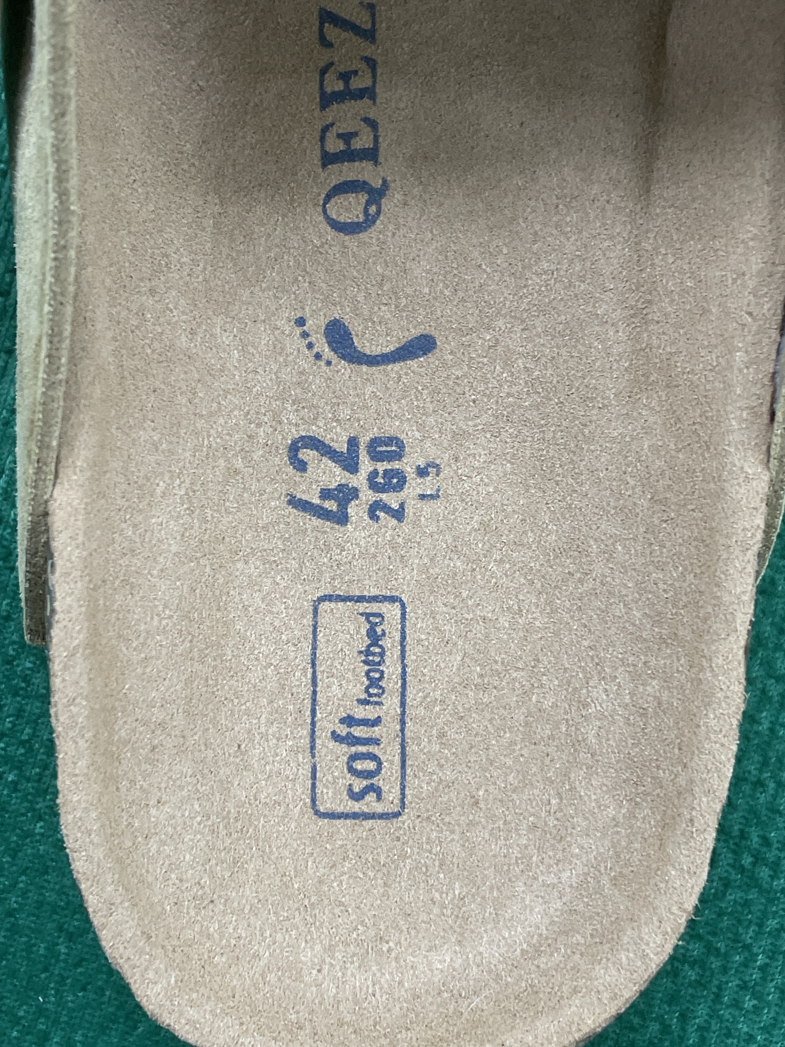 拖鞋 QC 照片 1 / 26