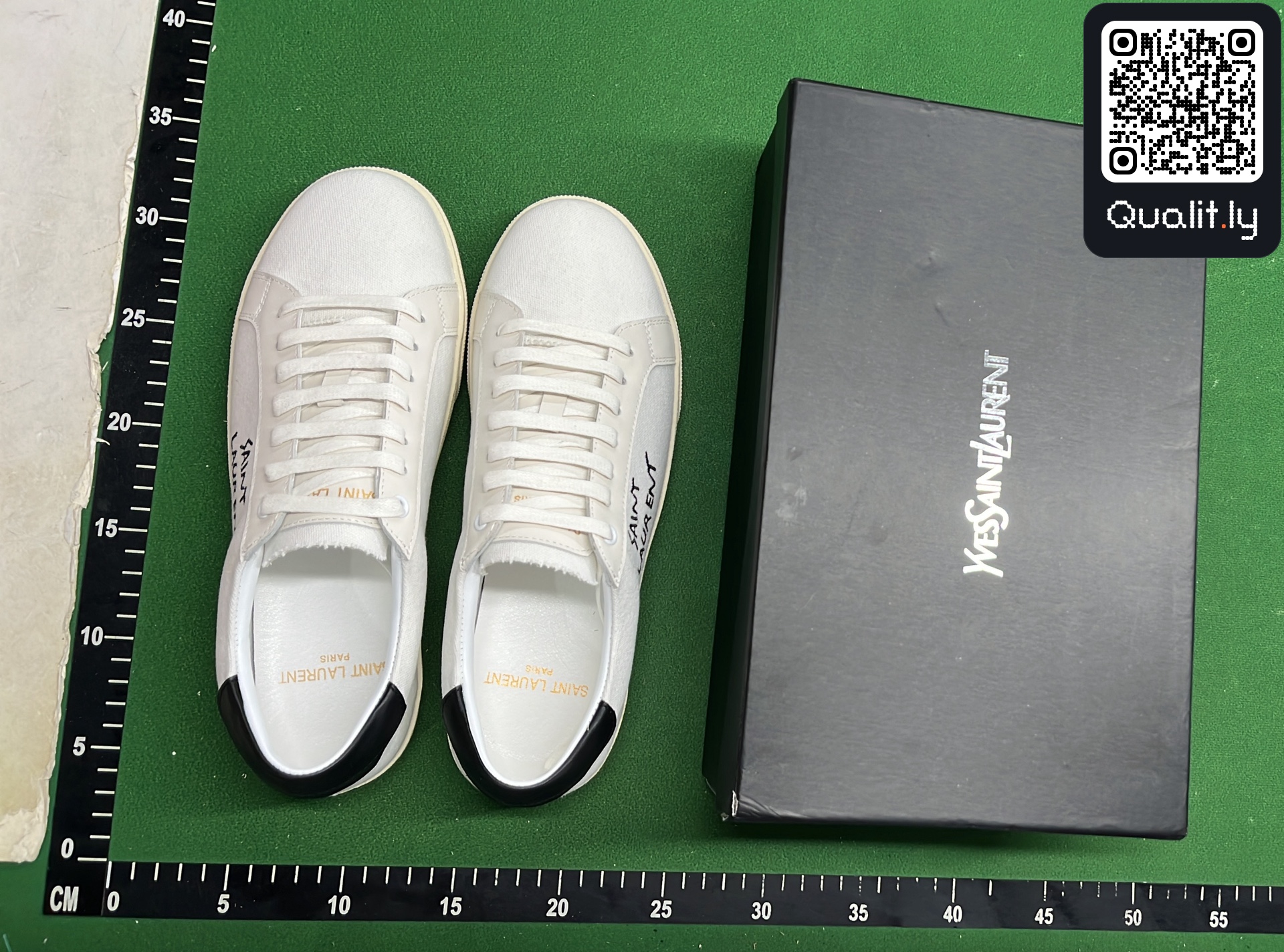 球鞋 QC 照片 1 / 42