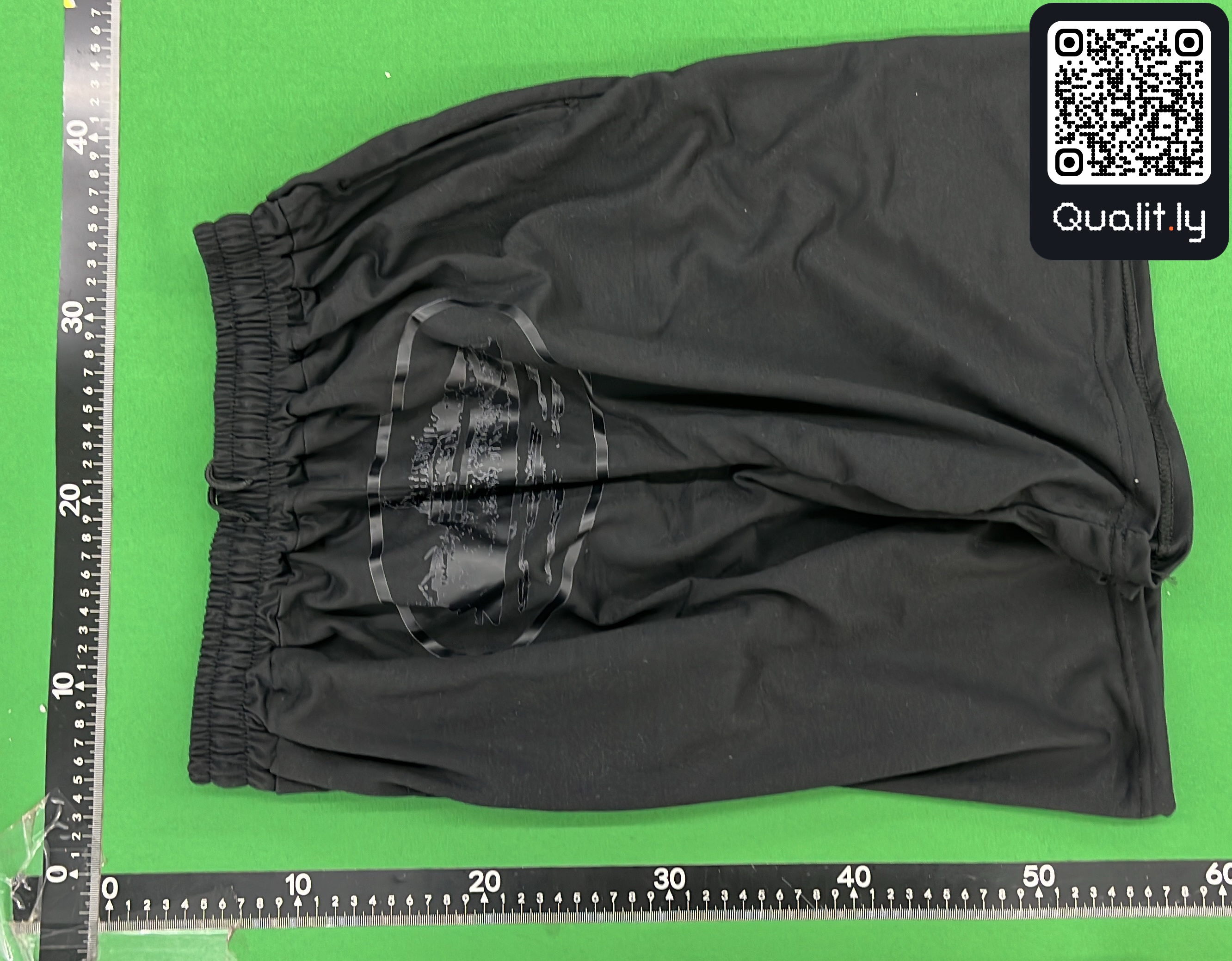 短裤 QC 照片 2 / 19
