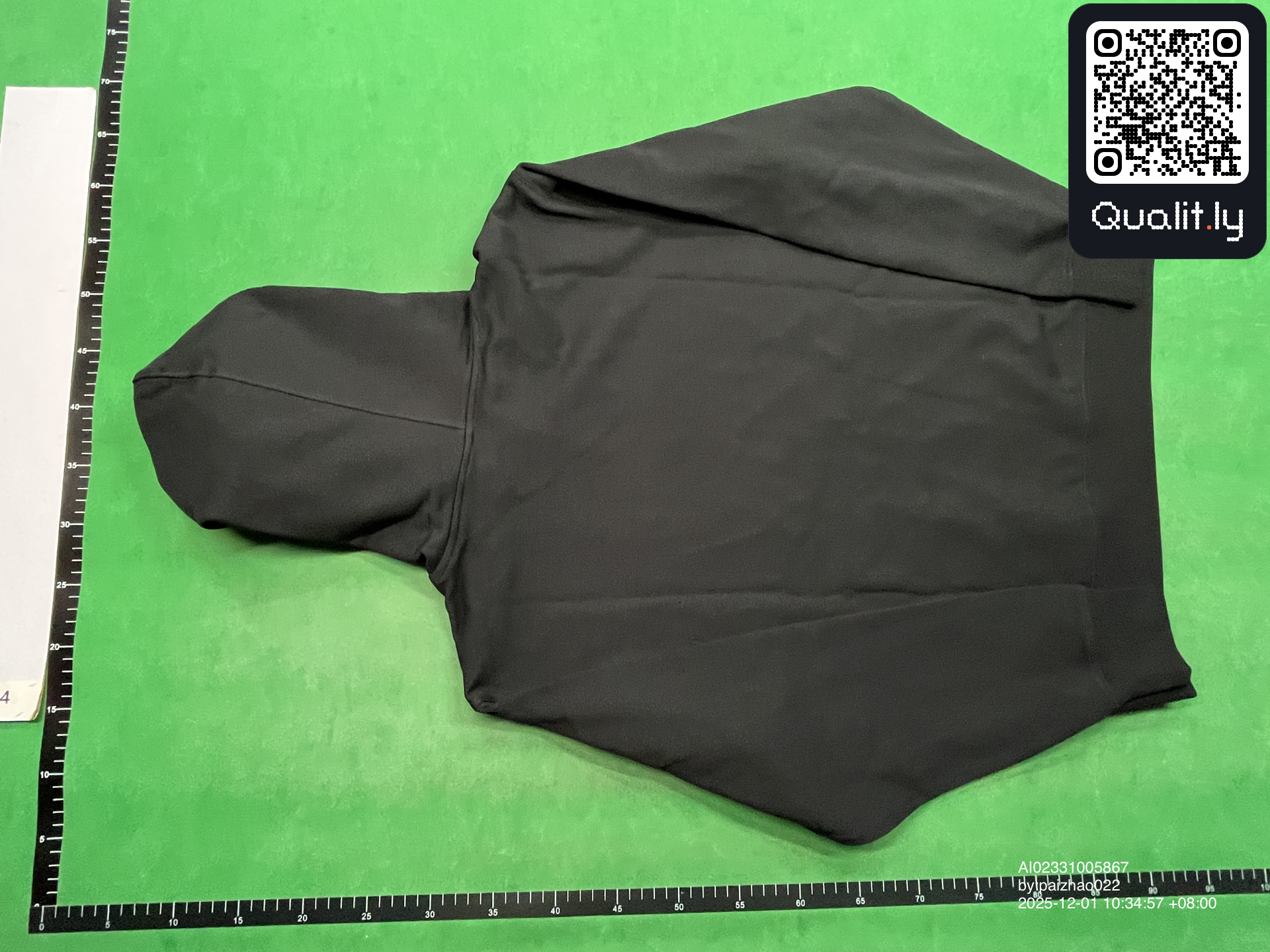 Hoodie — QC-foto 2 av 4