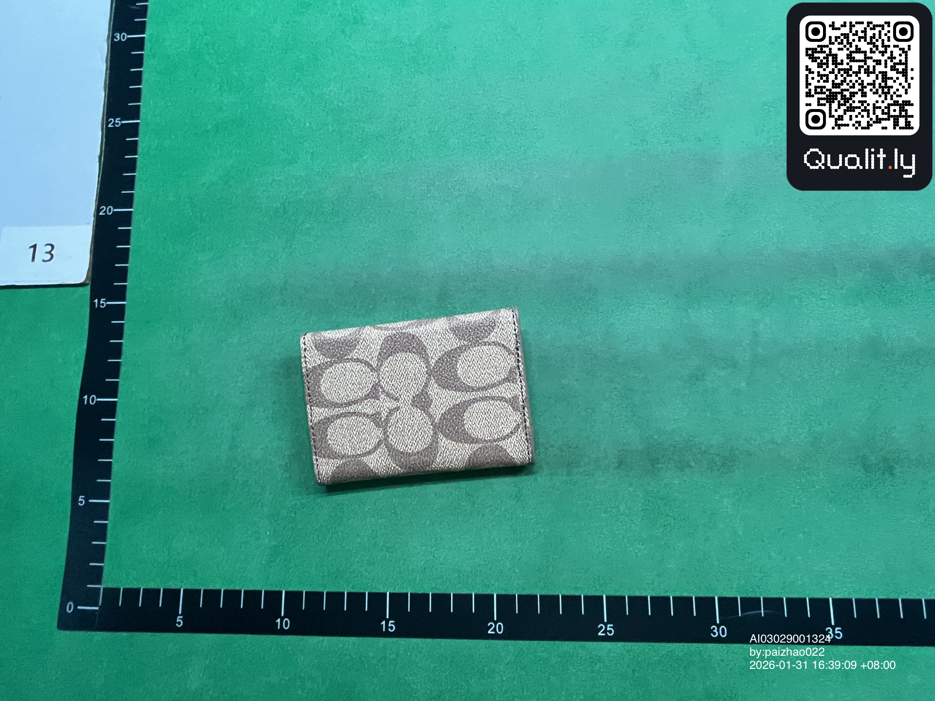 钱包 QC 照片 2 / 3
